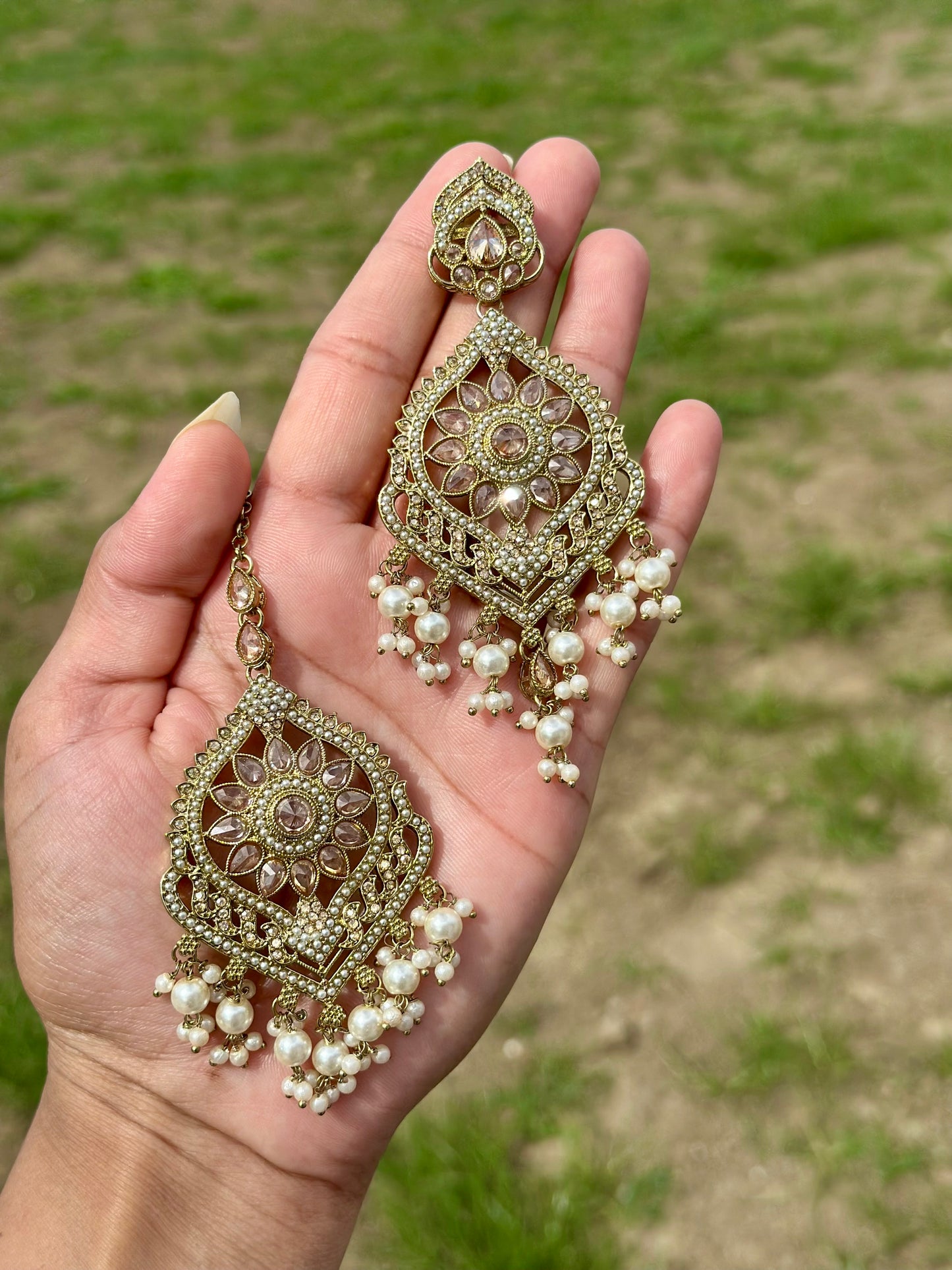Golden earrings with tikka - J10
