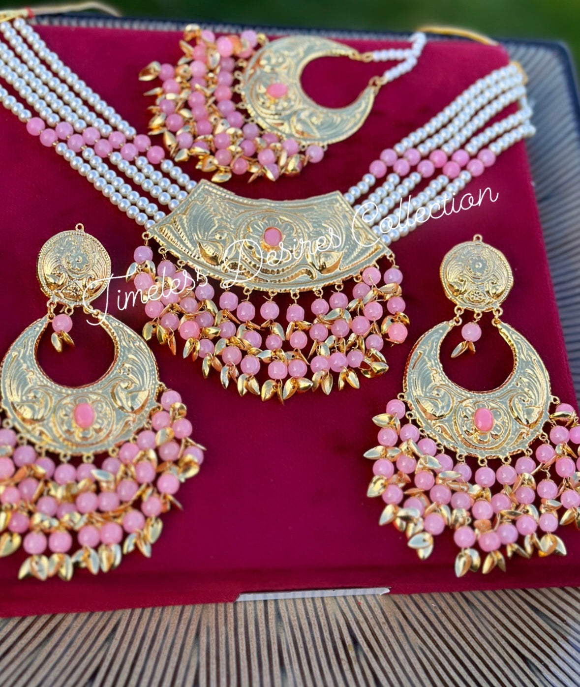 Light or baby pink pipal patti necklace in Punjabi traditional jewellery