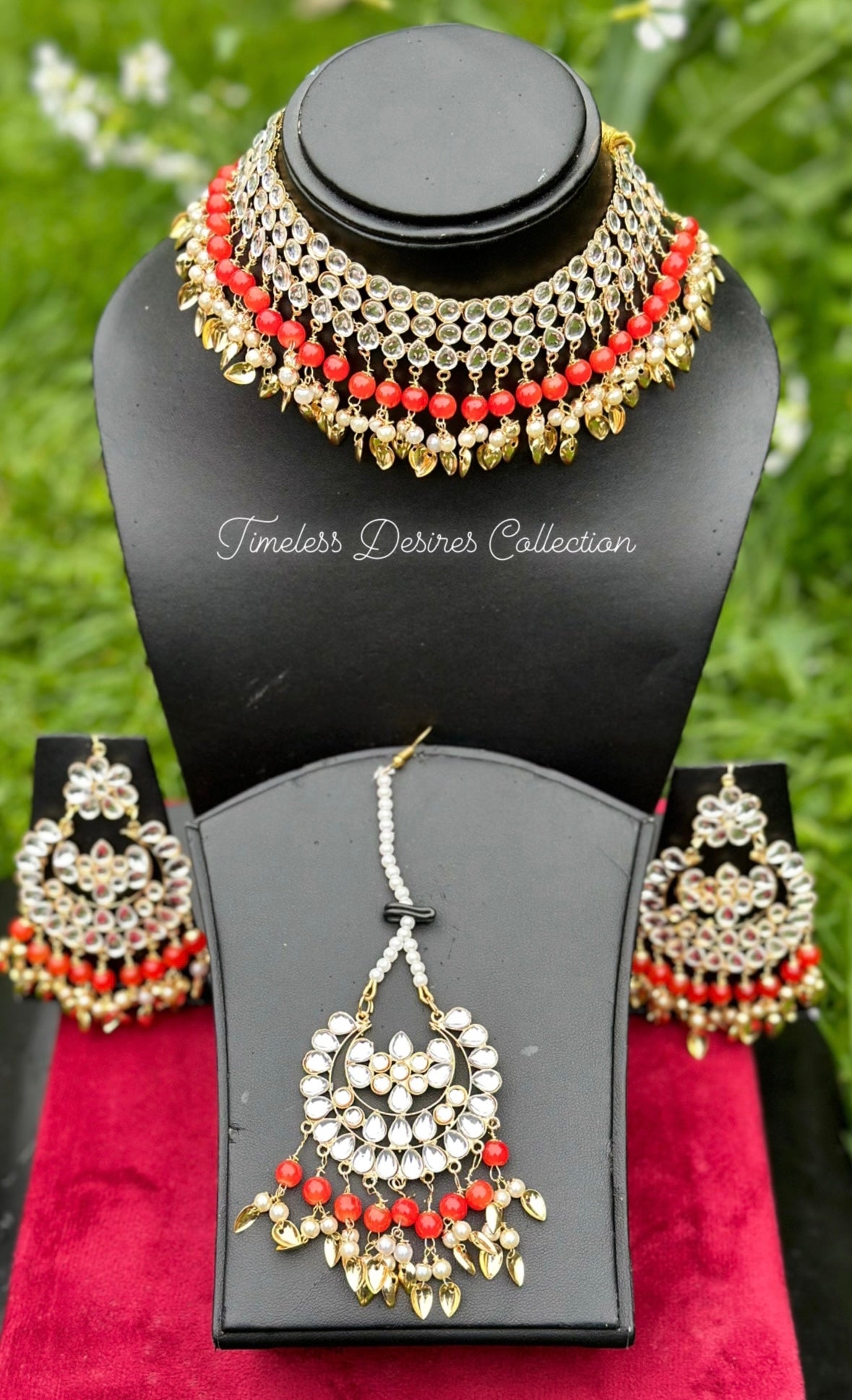 Orange choker / necklace set in pipal Patti