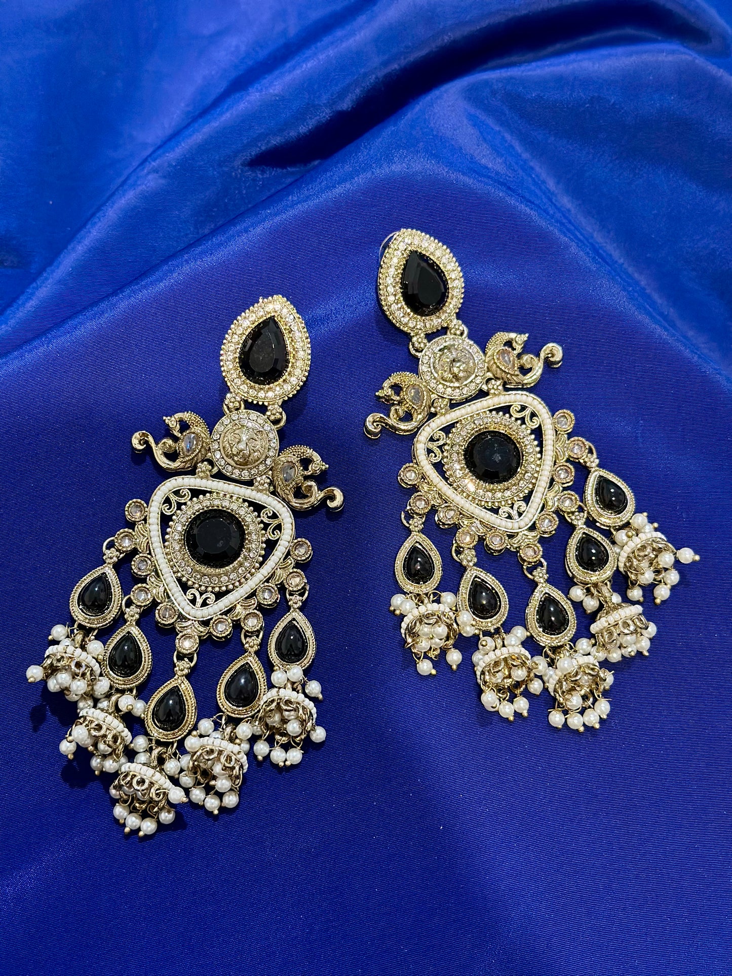 Kundan earrings, Colour: Black, (Code: X1)