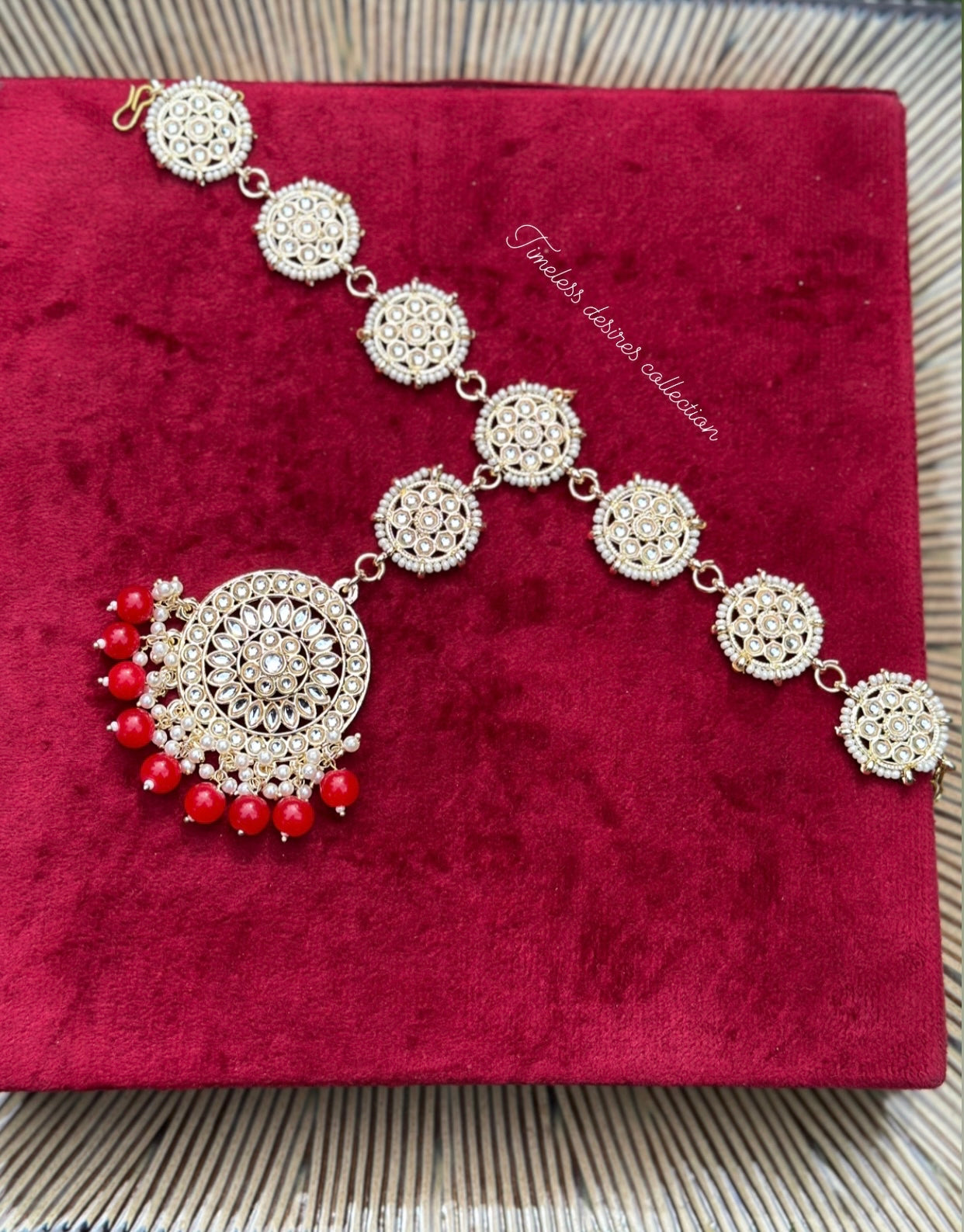 Red Matha patti in kundan