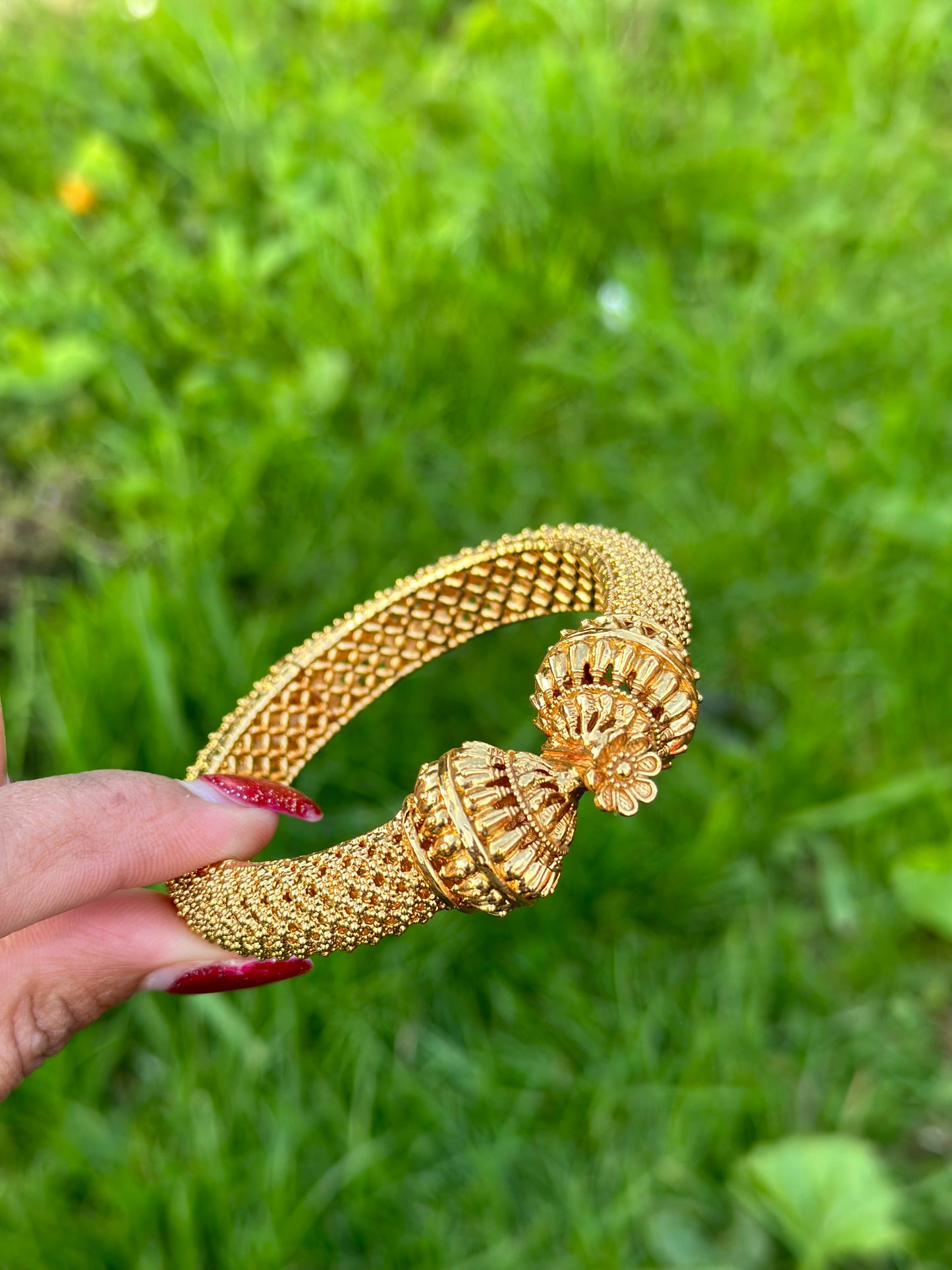 Gold Plated openable antique look kangan’s