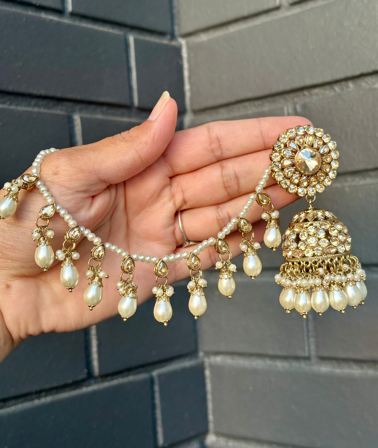 Bahubali jhumka earrings with tikka, Code: E21