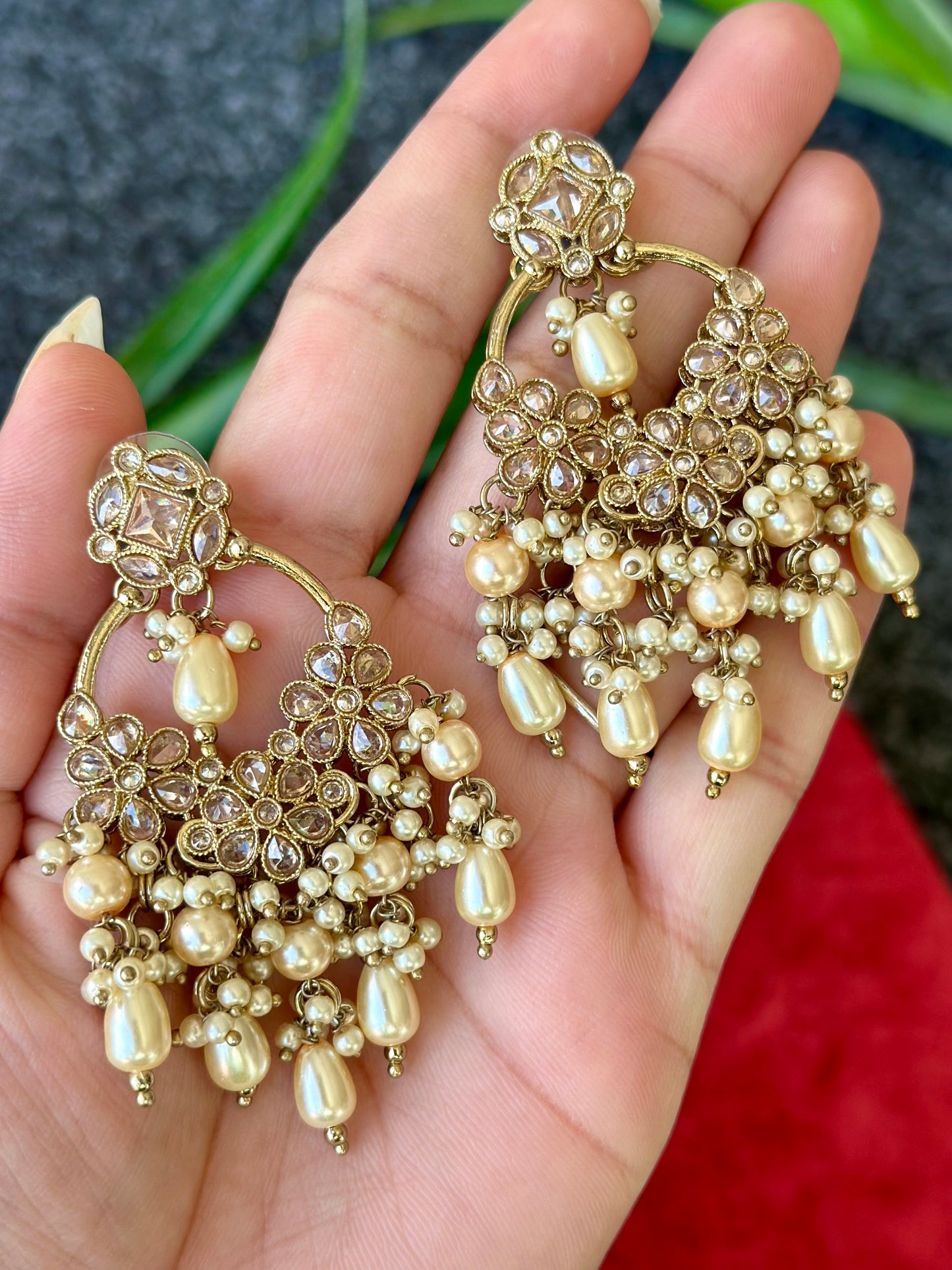 Golden colour earrings, Code: E6