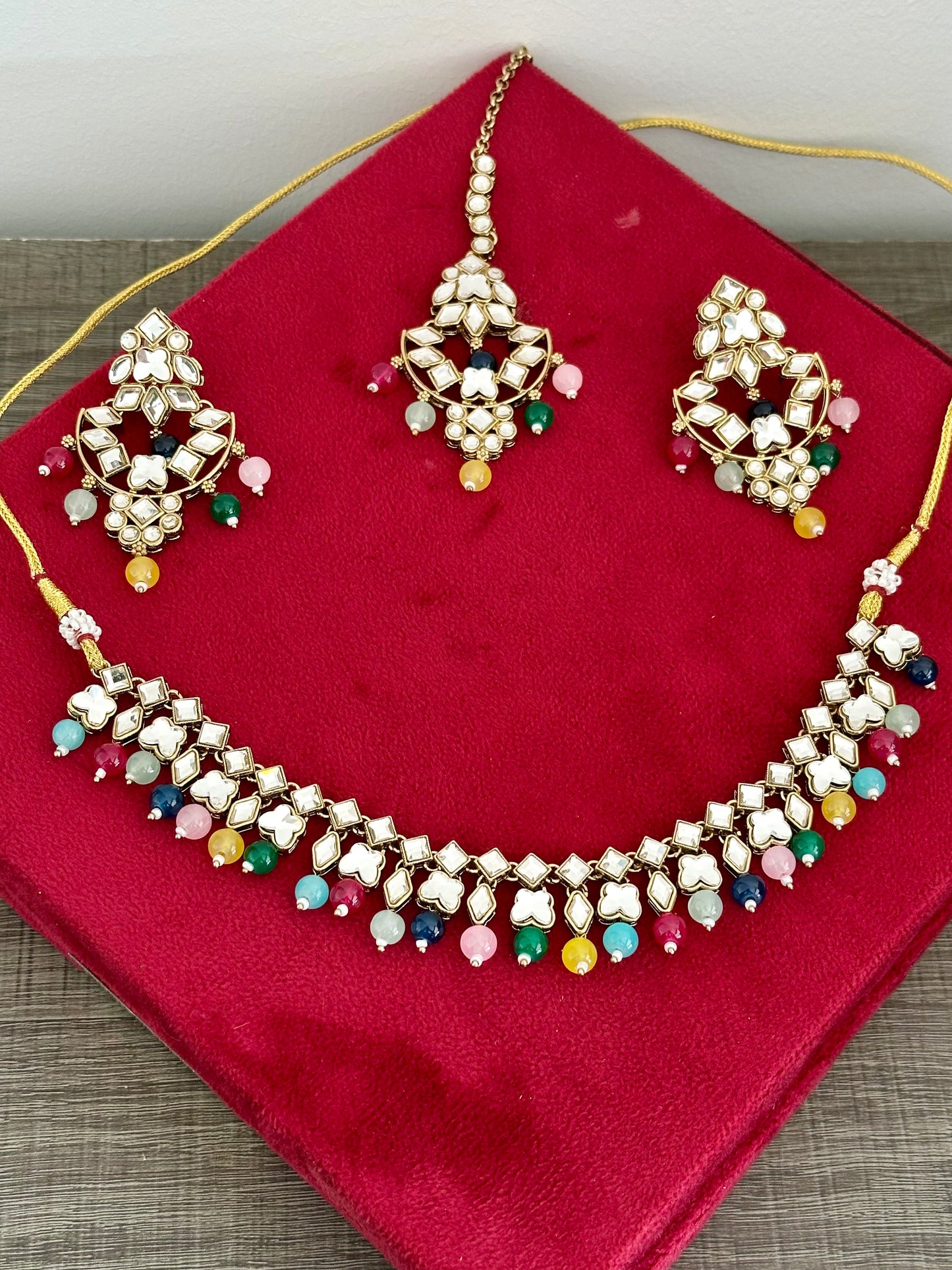 Multi colour necklace set with earrings, Code: E10