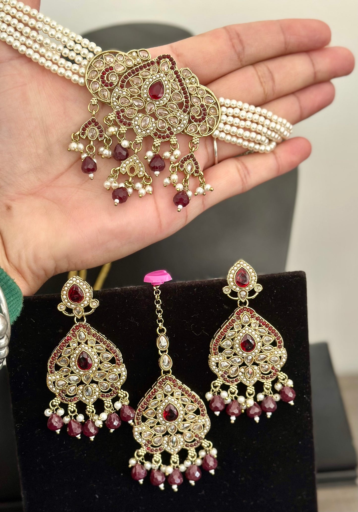 Maroon necklace set with earrings, Code: E11