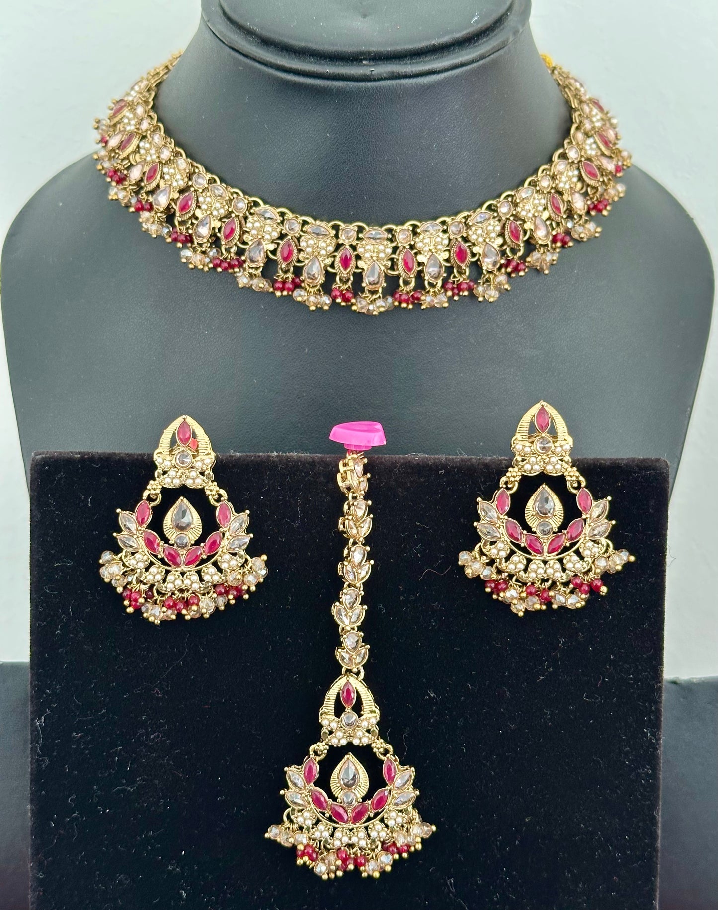 Maroon necklace set with earrings, Code: E13