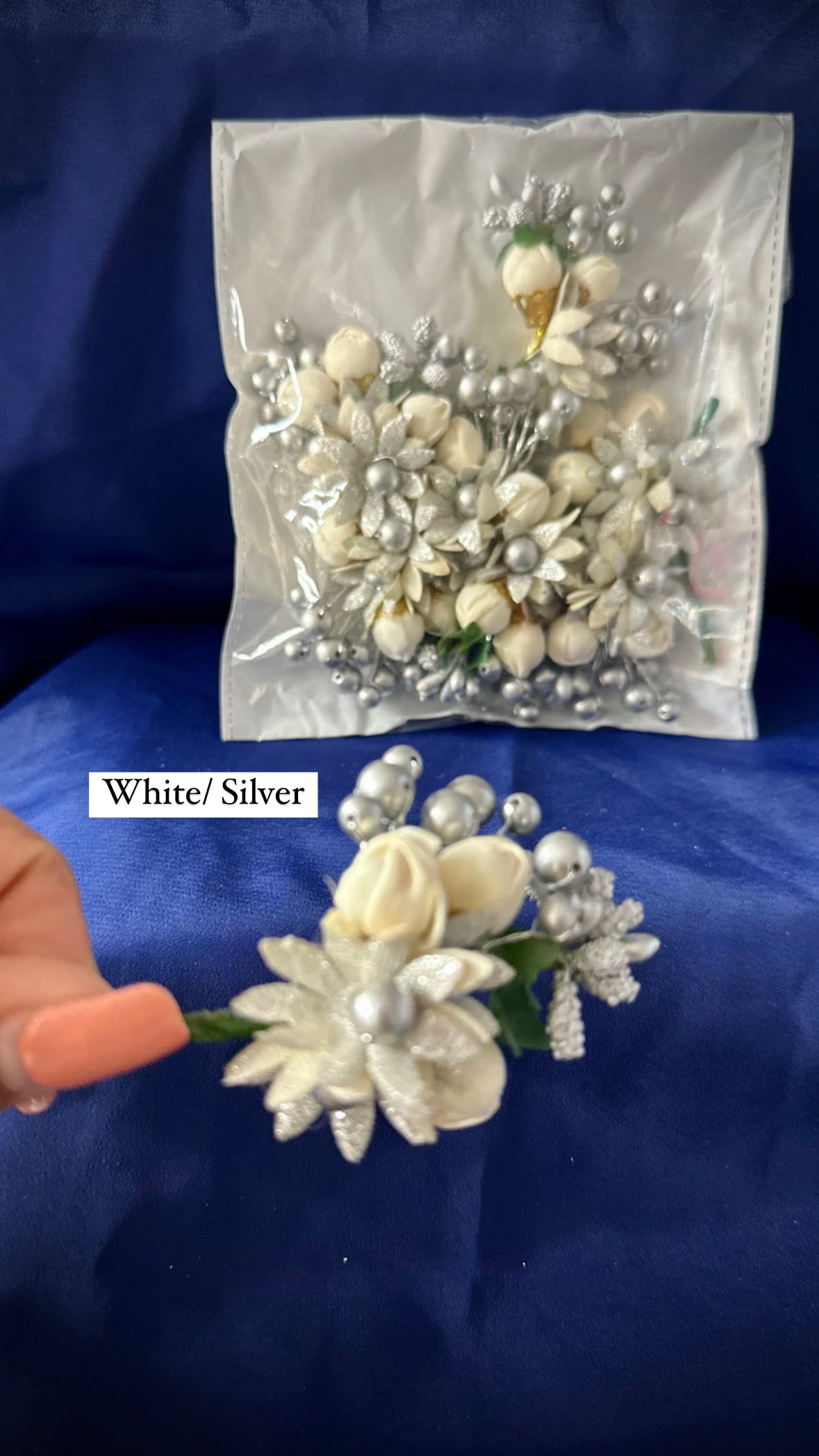 Gajra Floral Pins (TD-2, Colour 5)