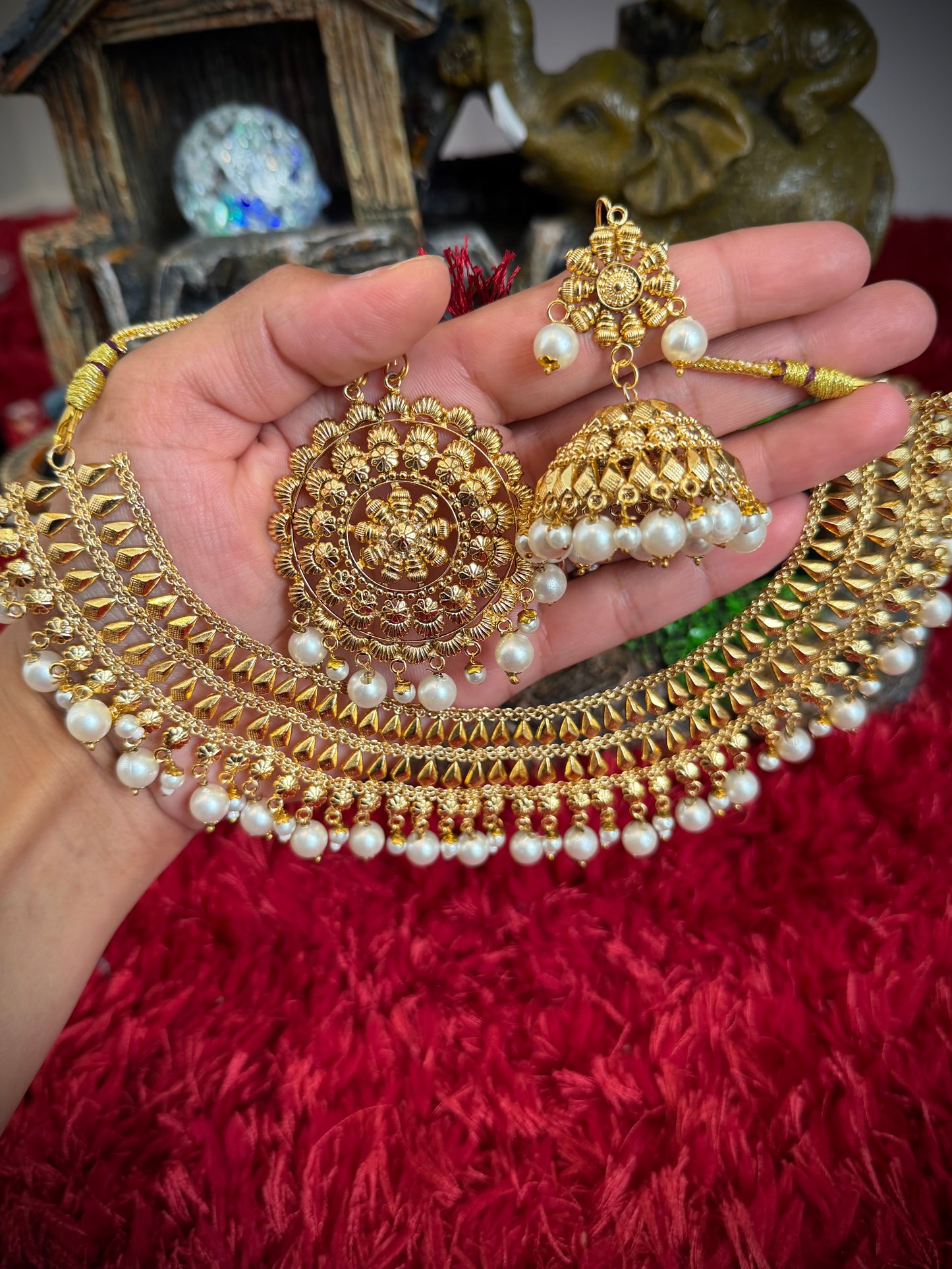 Antique gold jhumki set with necklace