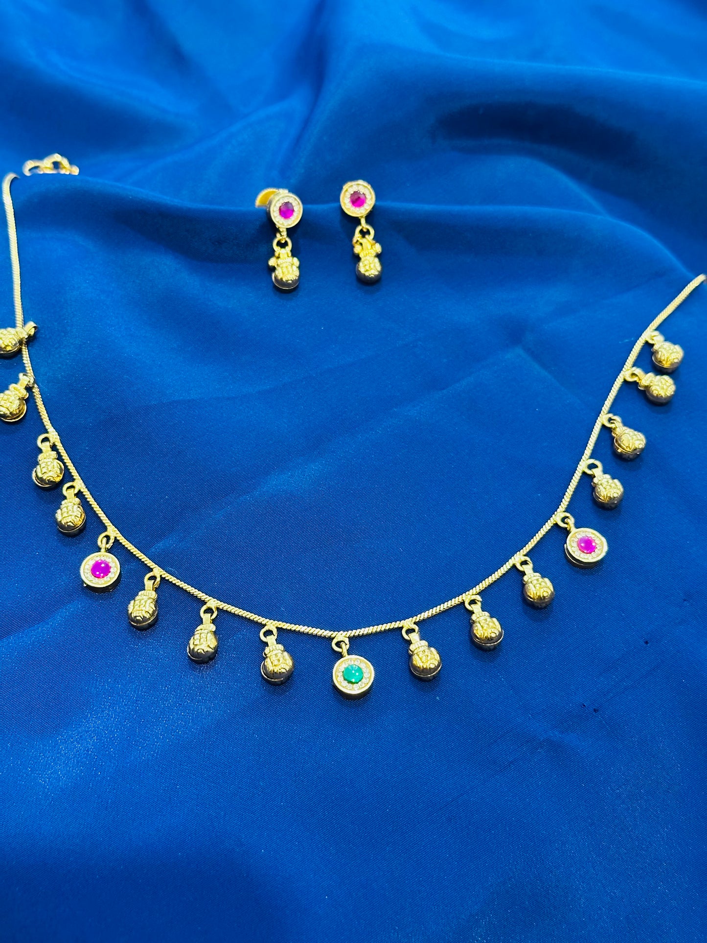 Gold Look Necklace set in multi colour - (Code:060)