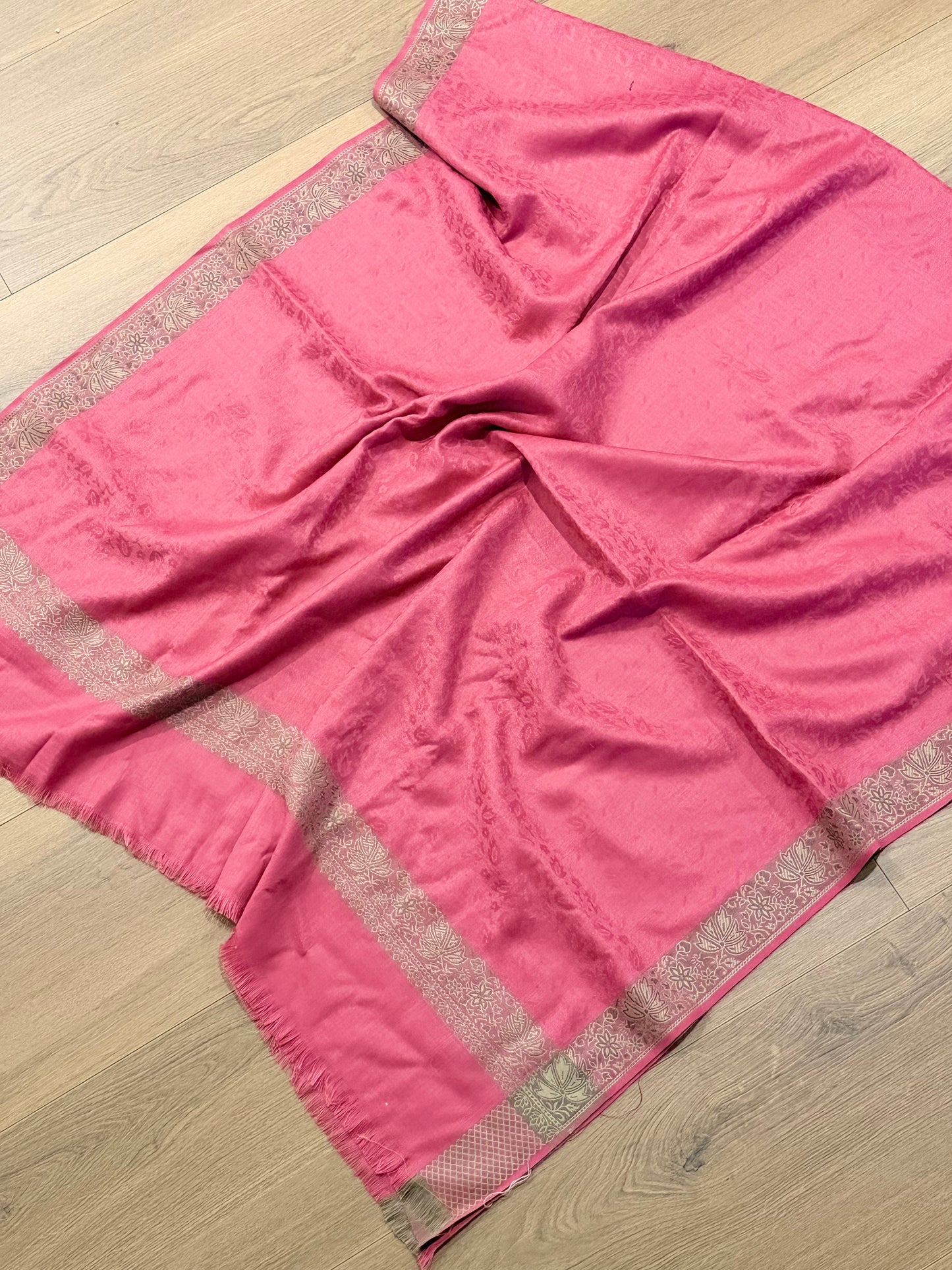 Self designed pashmina shawl : Code Y23
