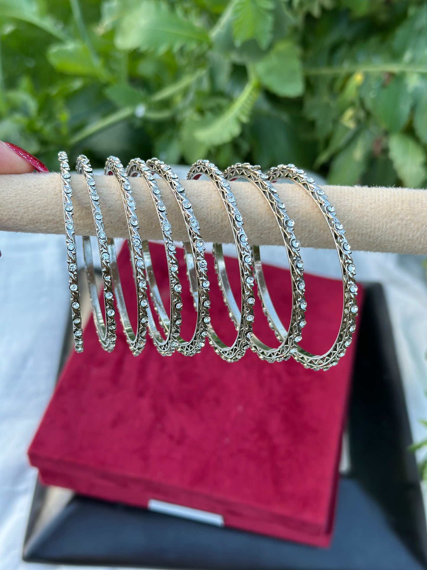 Sleek Kangan / bangles in silver ( set of 8 )