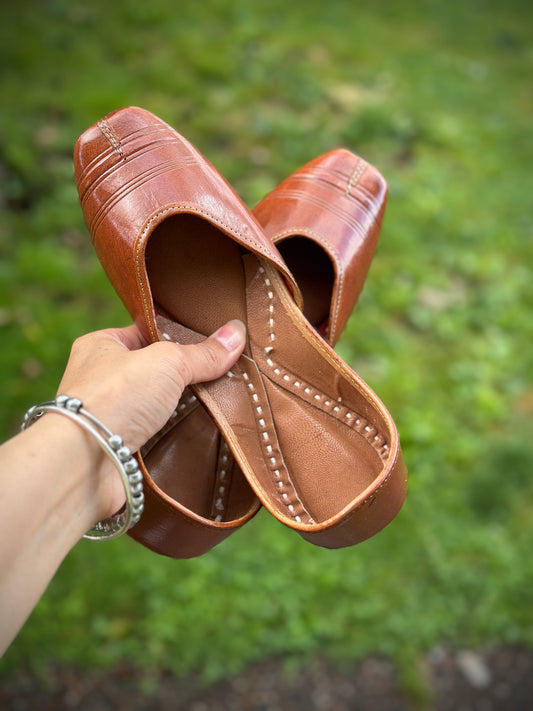 Punjabi jutti in brown colour