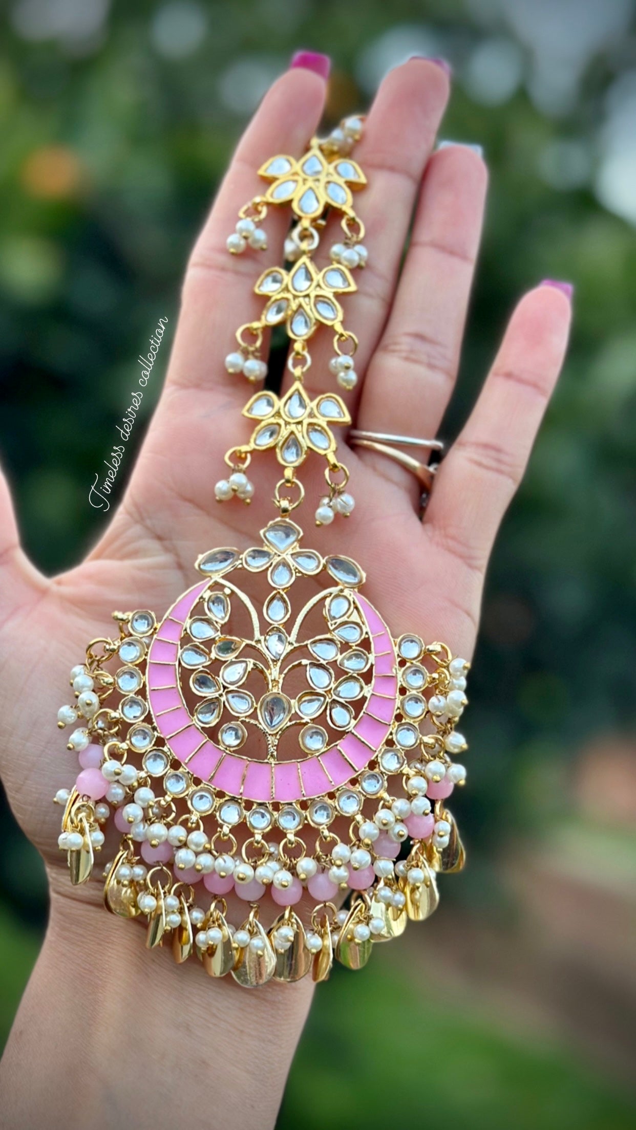 Baby pink earrings and tikka set with pipal Patti in traditional jewellery ( Nimrat style 👌)