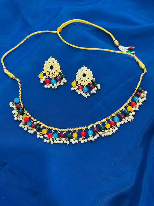 Gold look necklace set - ( Code:065)