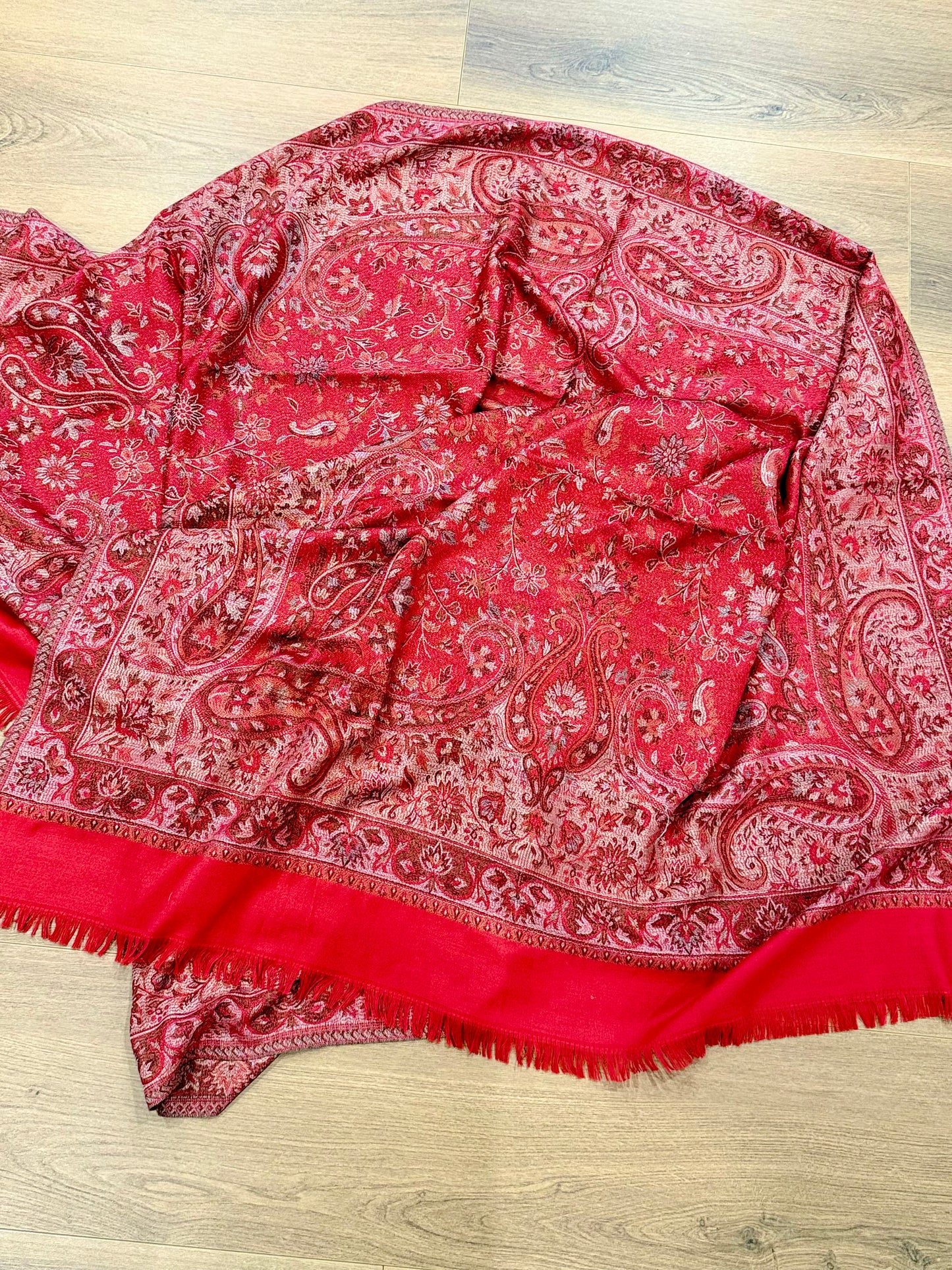 Red Double sided pashmina shawl : Code Y28