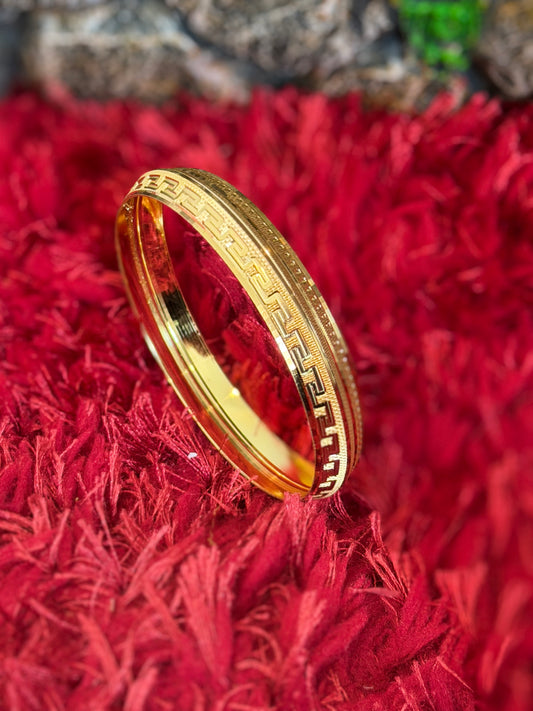 Men’s Golden Kada - ( Free size ) x28