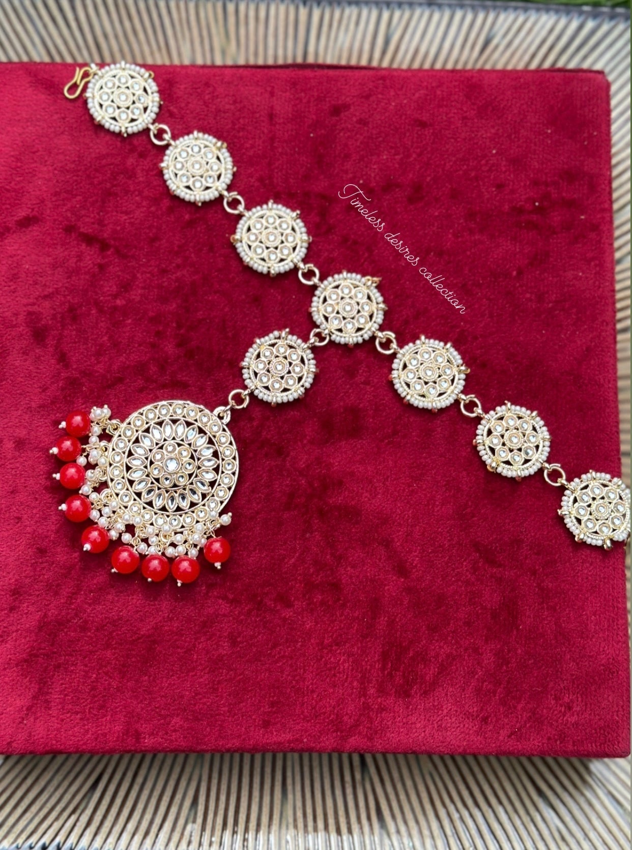 Red Matha patti in kundan