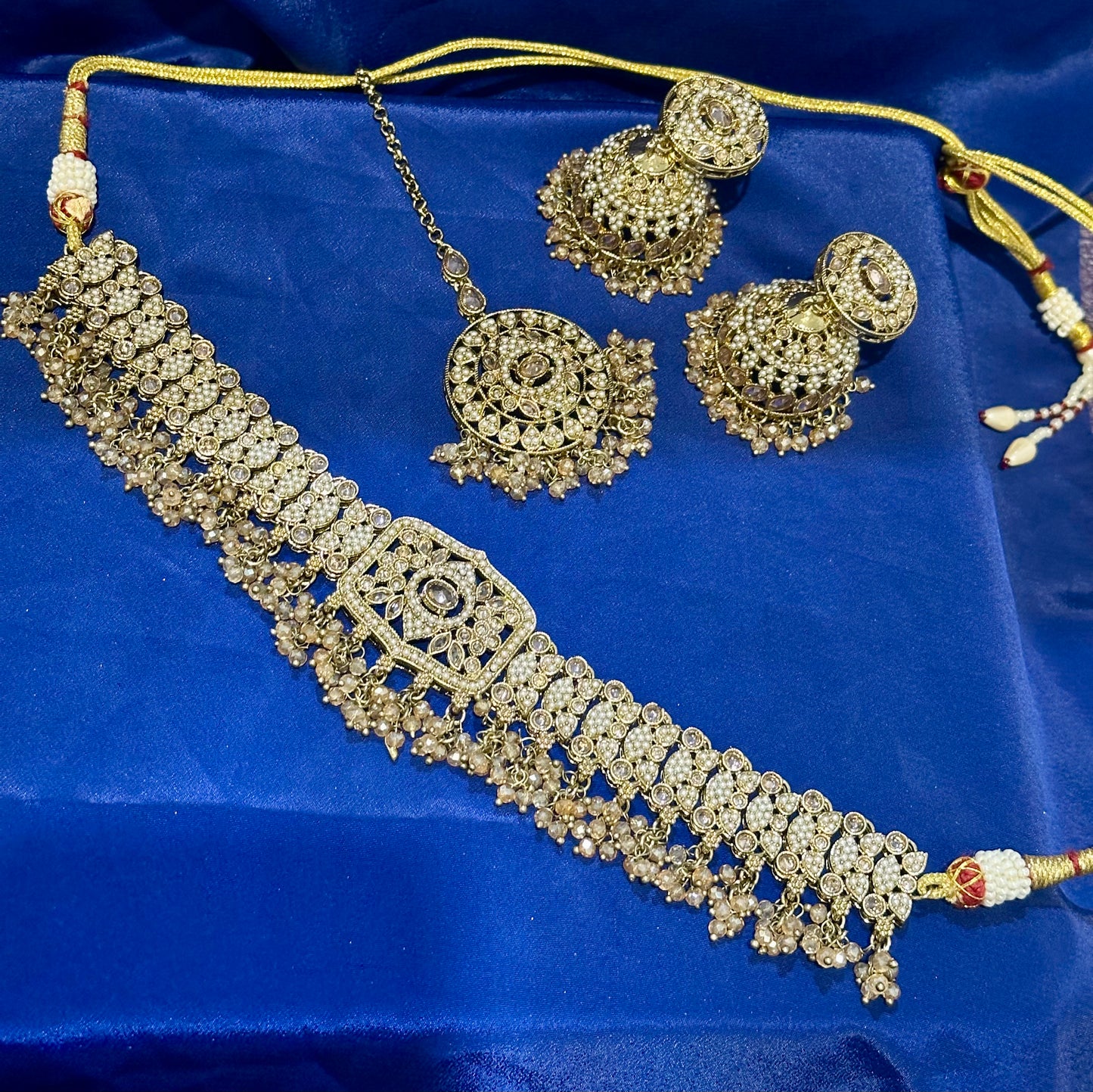 Necklace set with earrings and tikka in polki, Colour: Golden, Code: 114