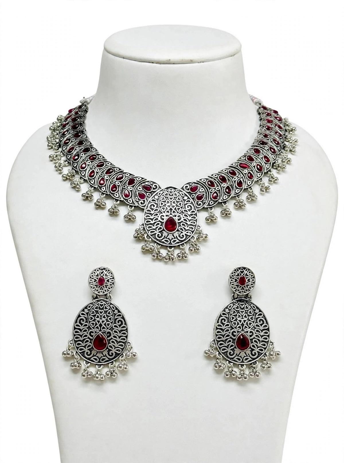 Necklace set with earrings