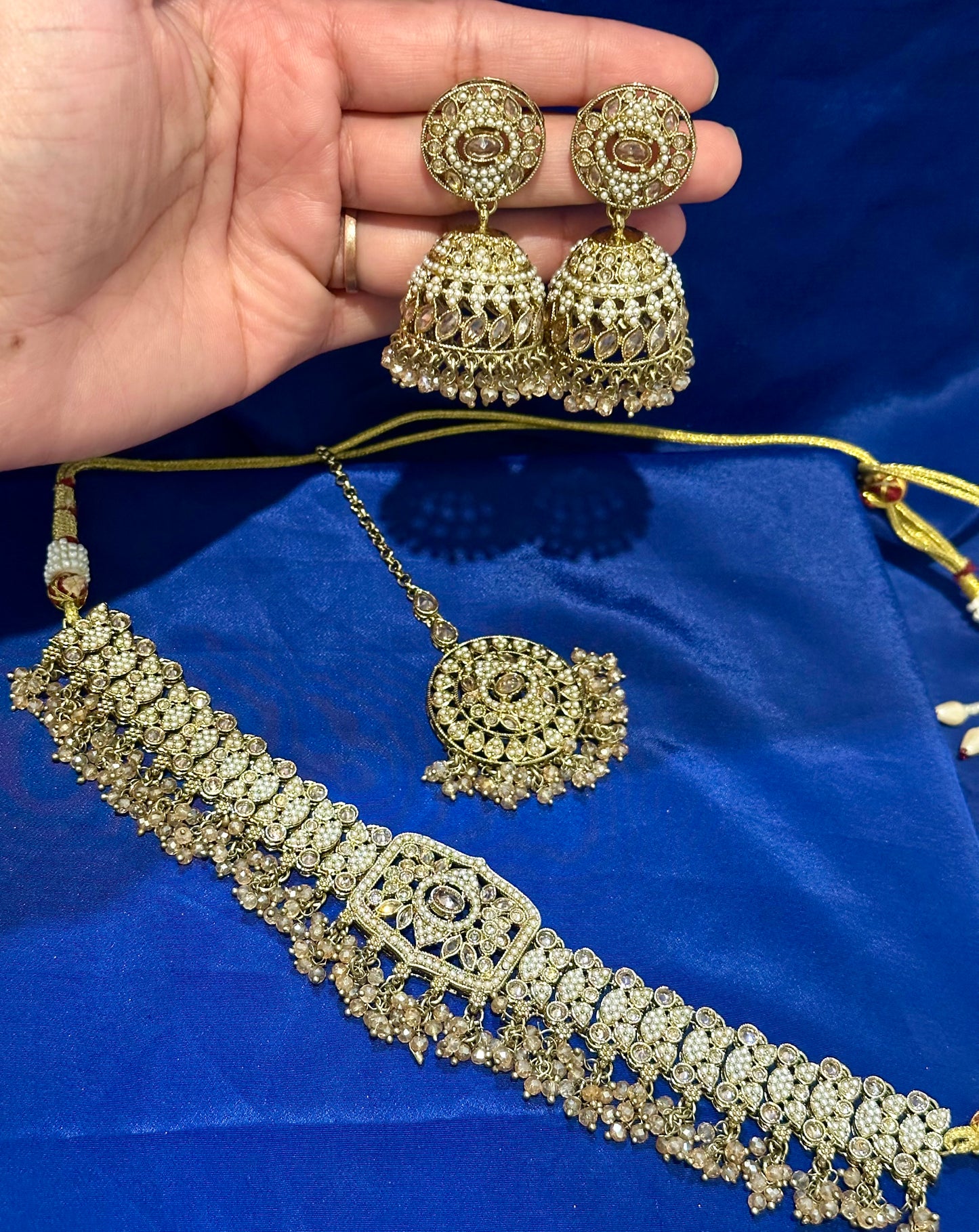 Necklace set with earrings and tikka in polki, Colour: Golden, Code: 114