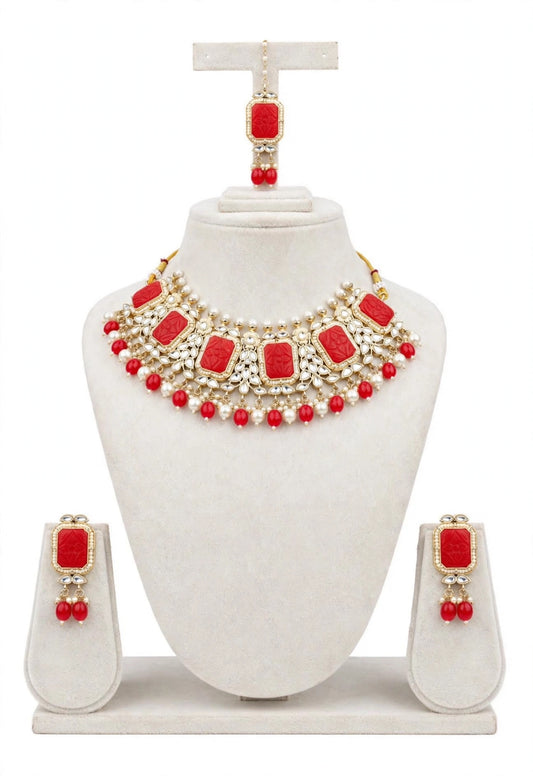 Red choker / necklace set in Kundan with curving stone- N19