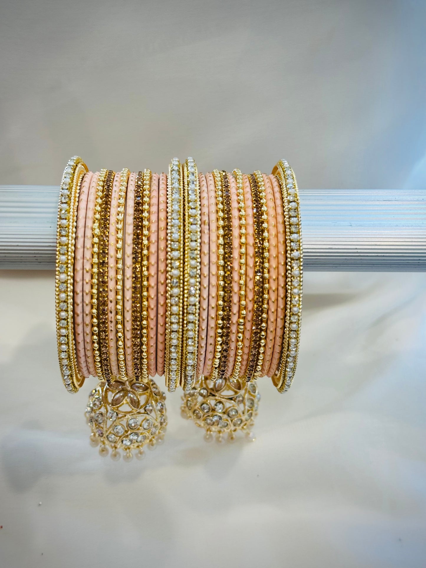 Bangle set with latkan - Colour: Peach( Code: 021 )