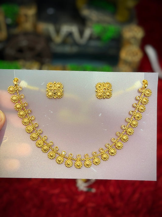 Gold look set with studs - X22