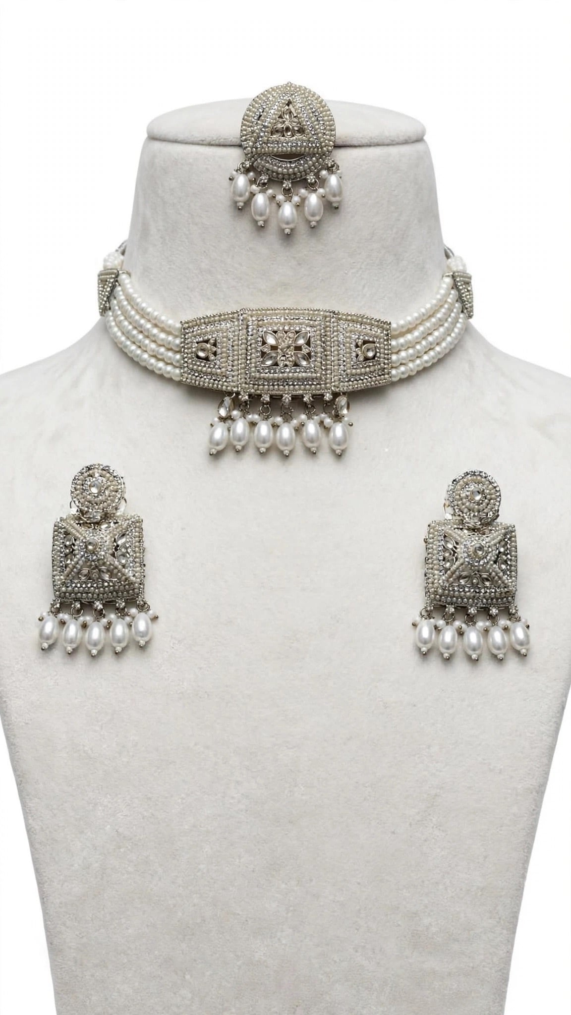 Silver choker set with Jhumka