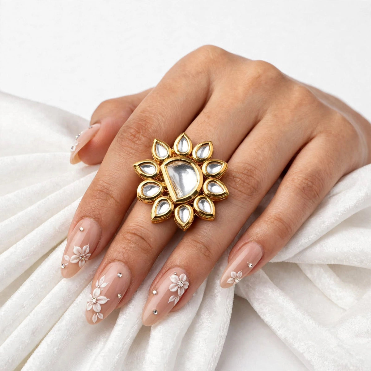 Golden ring in uncut Kundan