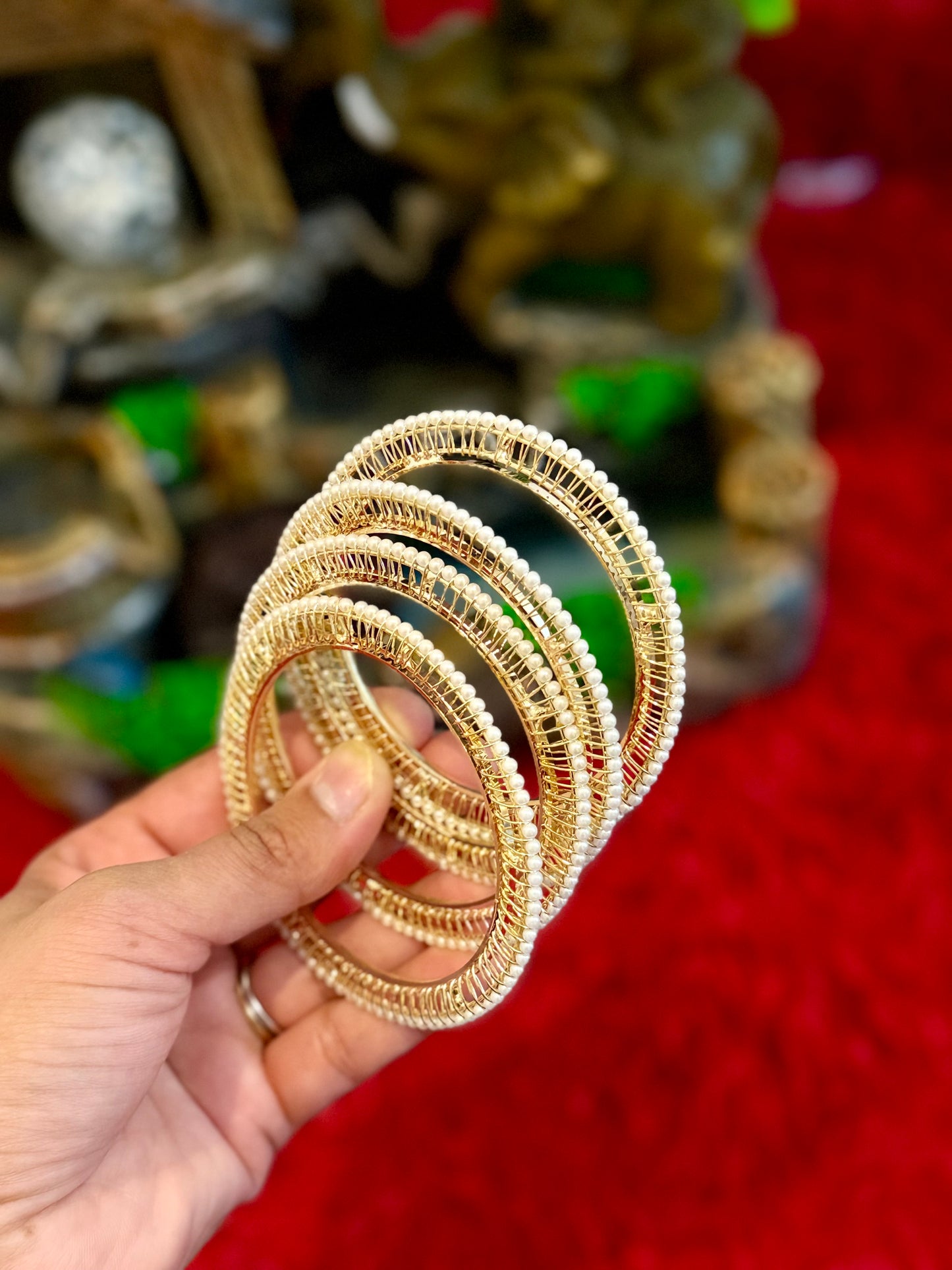White Golden Pearl bangles - Set of 4 kade ( X17 ), (Size 2.8)