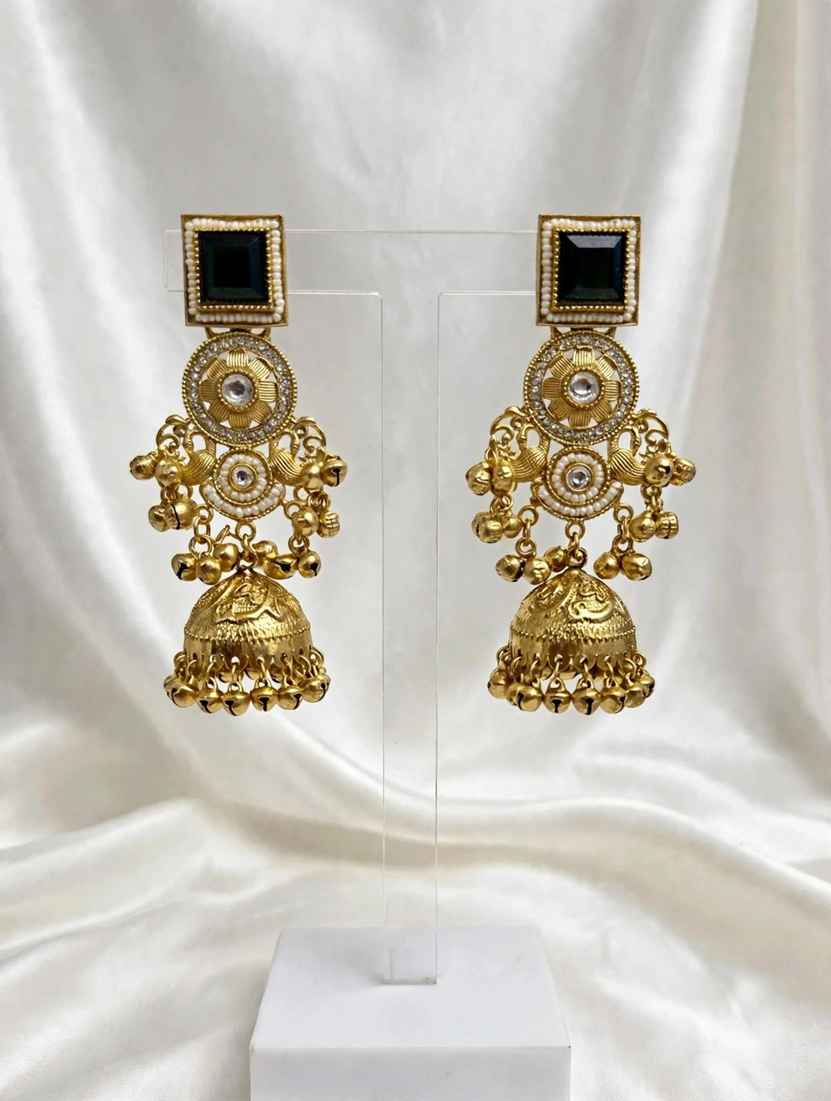 Earnings, Code: 025