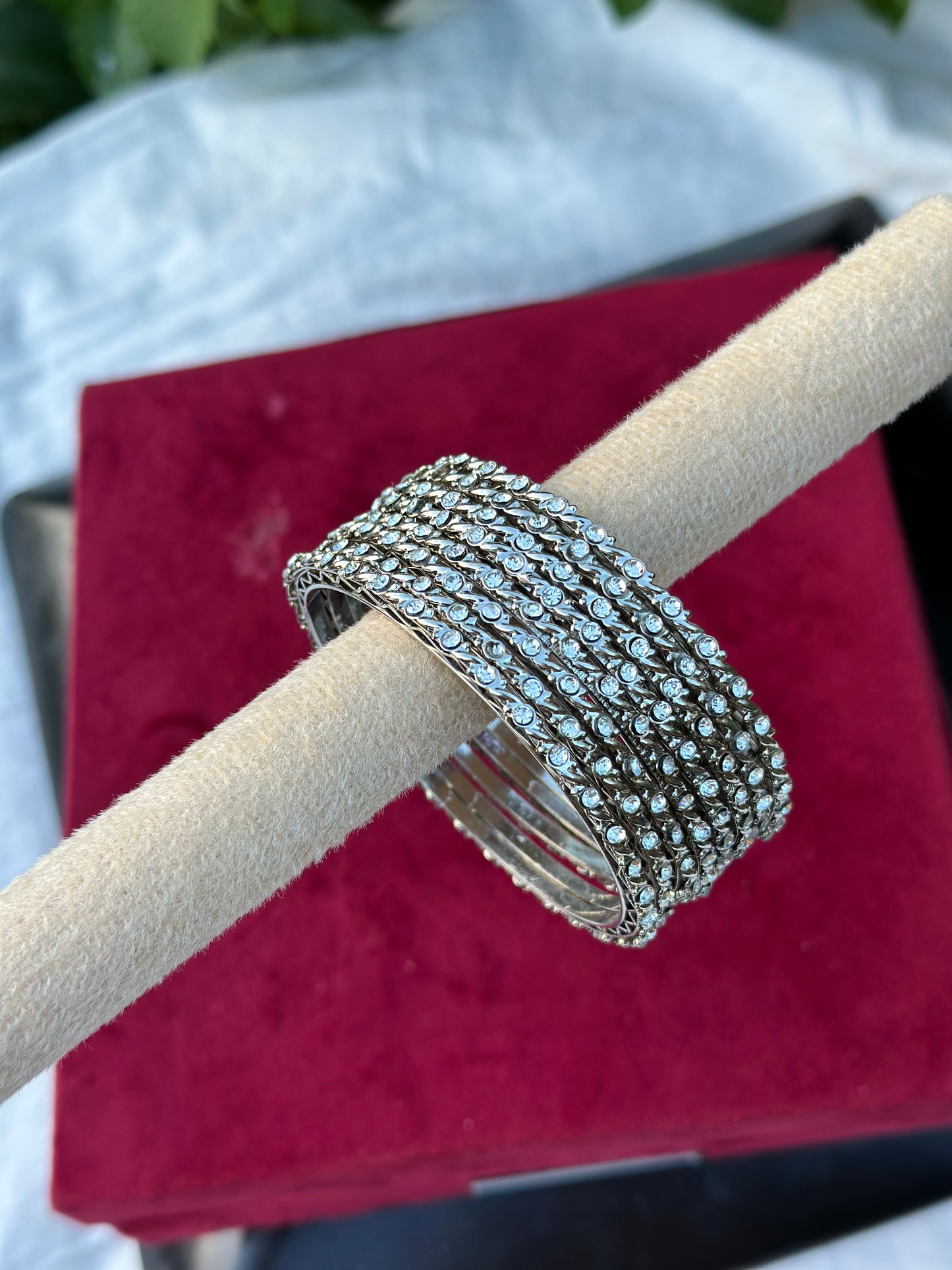 Sleek Kangan / bangles in silver ( set of 8 )
