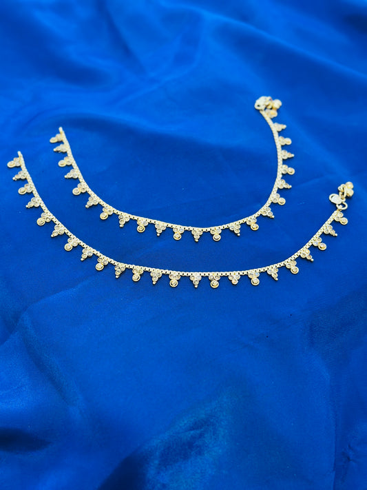 Antiq anklets in gold colour - (Code:053)