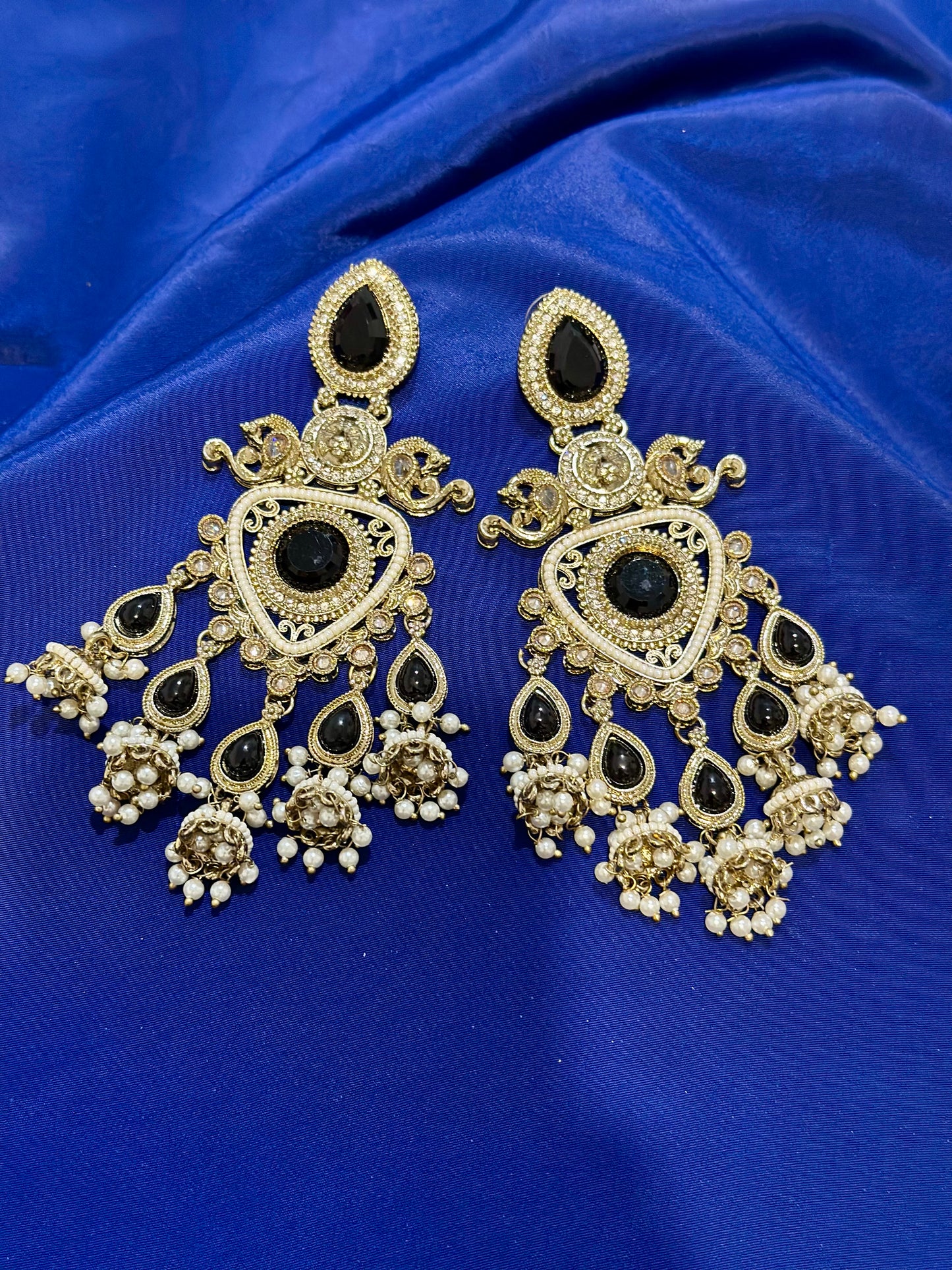 Kundan earrings, Colour: Black, (Code: X1)