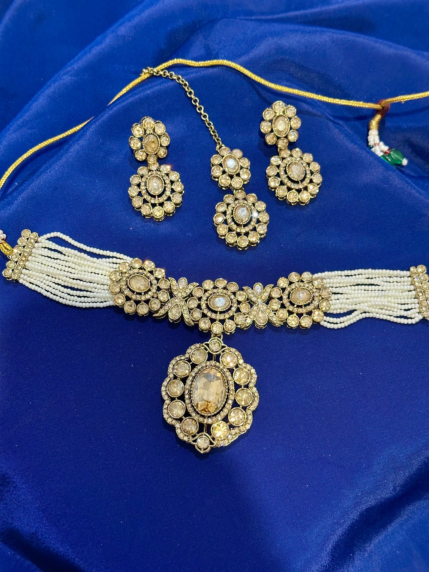 Stone Necklace set with earrings , Colour: Golden, (Code: X22)