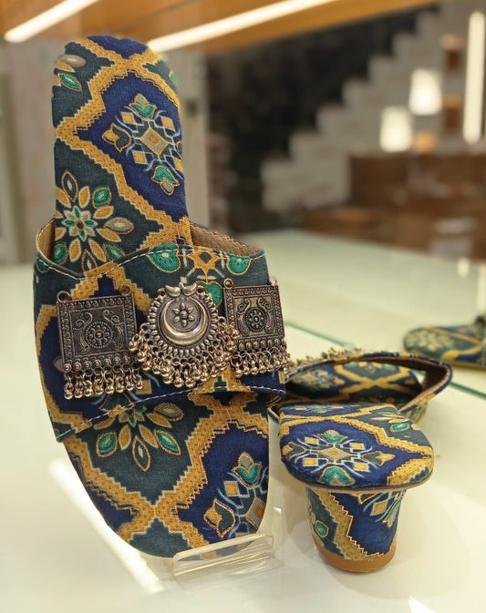 Blue Colour Kolapuri Chappal