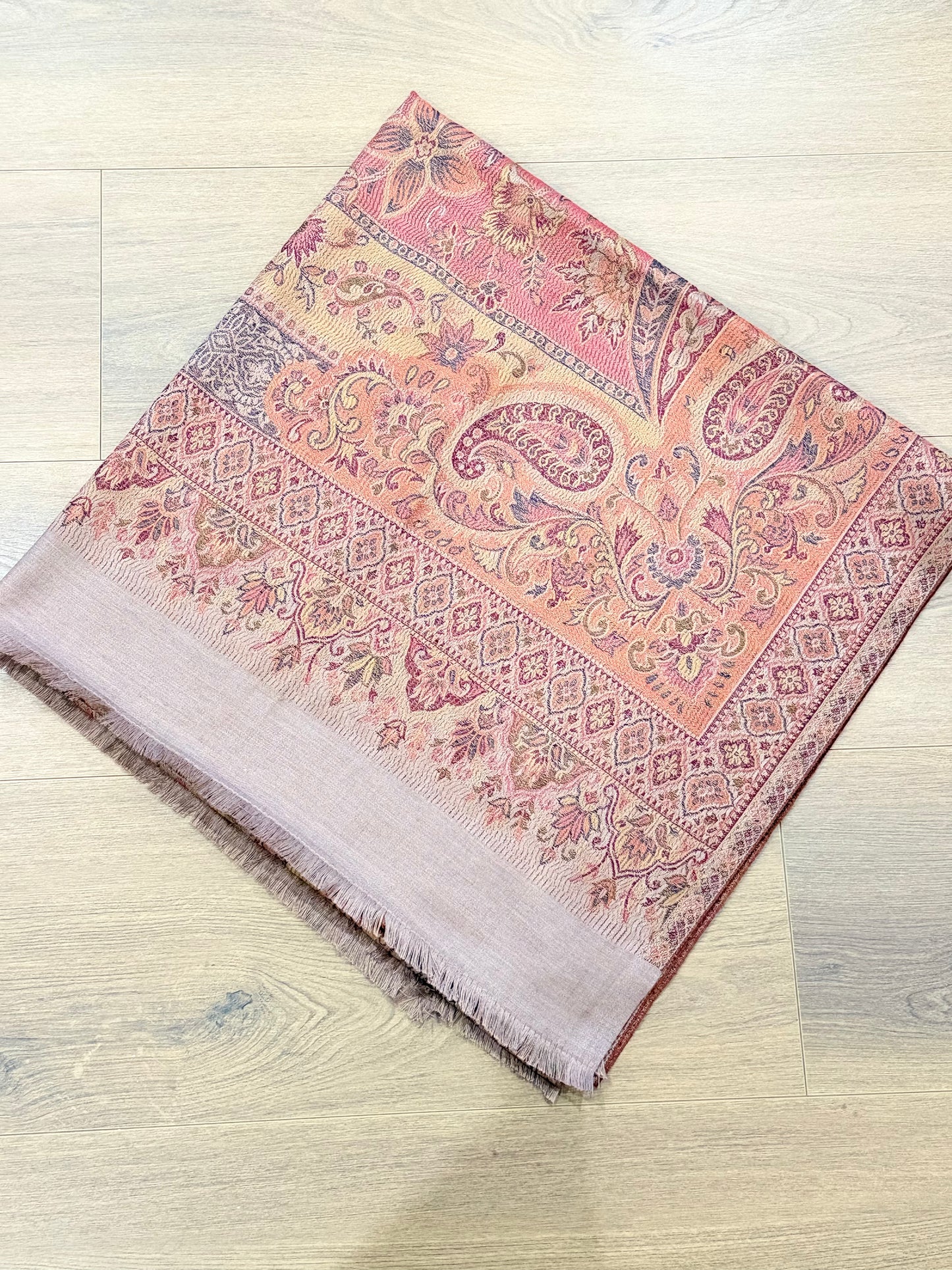 Double sided pashmina shawl : Code Y29