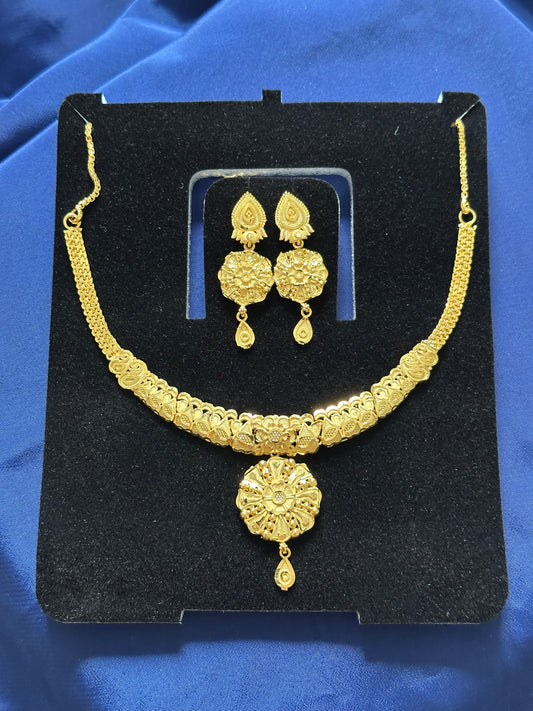 Gold Look Necklace Set - (Code:046)