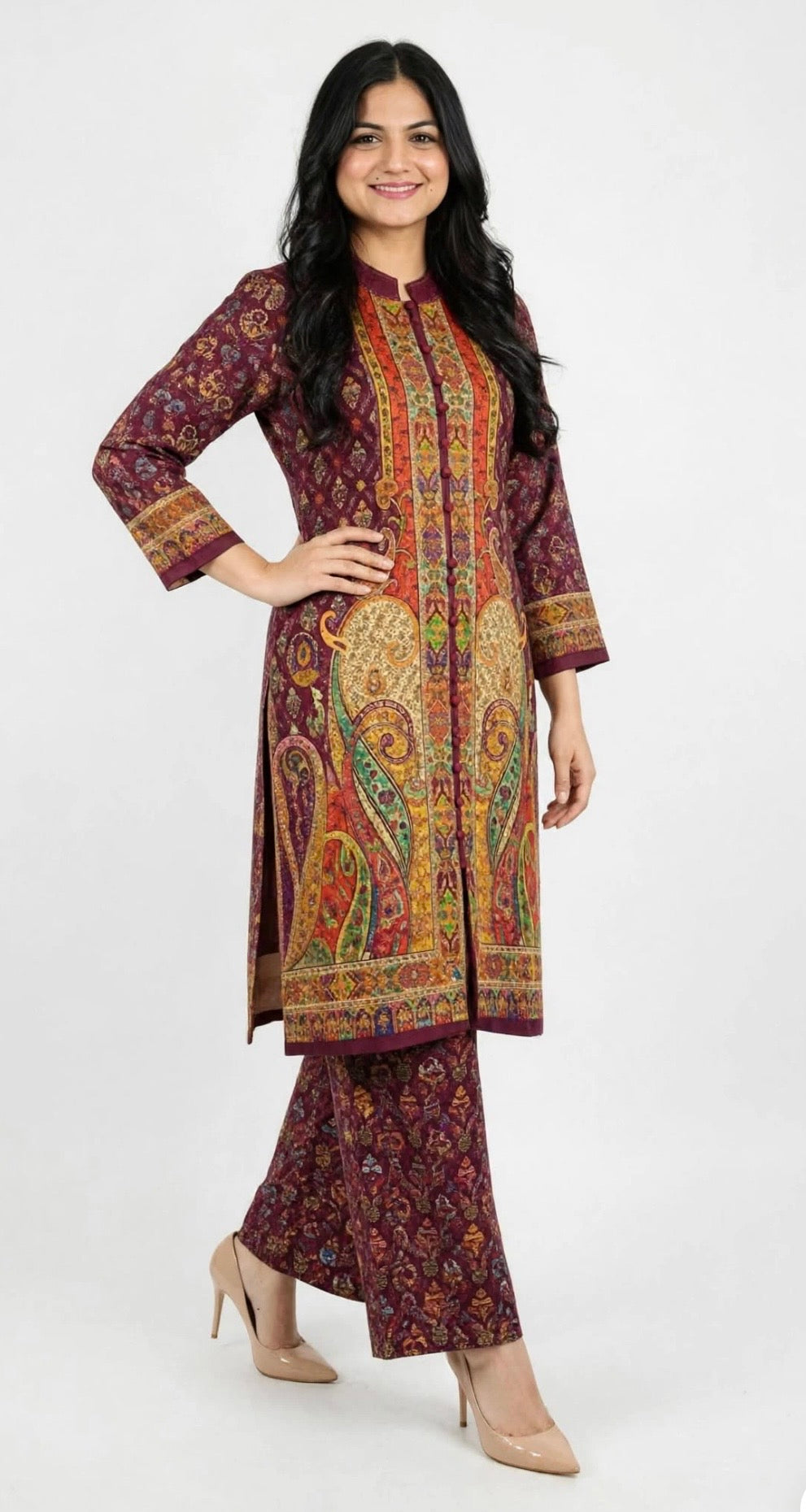 Premium Kashmiri style outfit on silk velvet - Code: 184( free size upto 42)