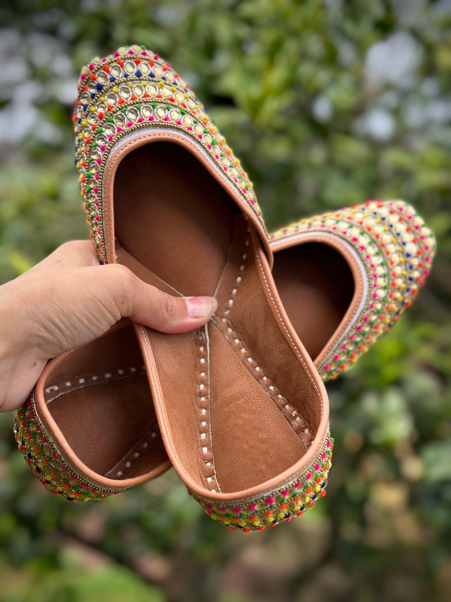Punjabi jutti in multi colour