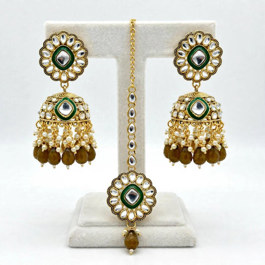 Mehndi green Jhumka Earrings with tikka in Kundan