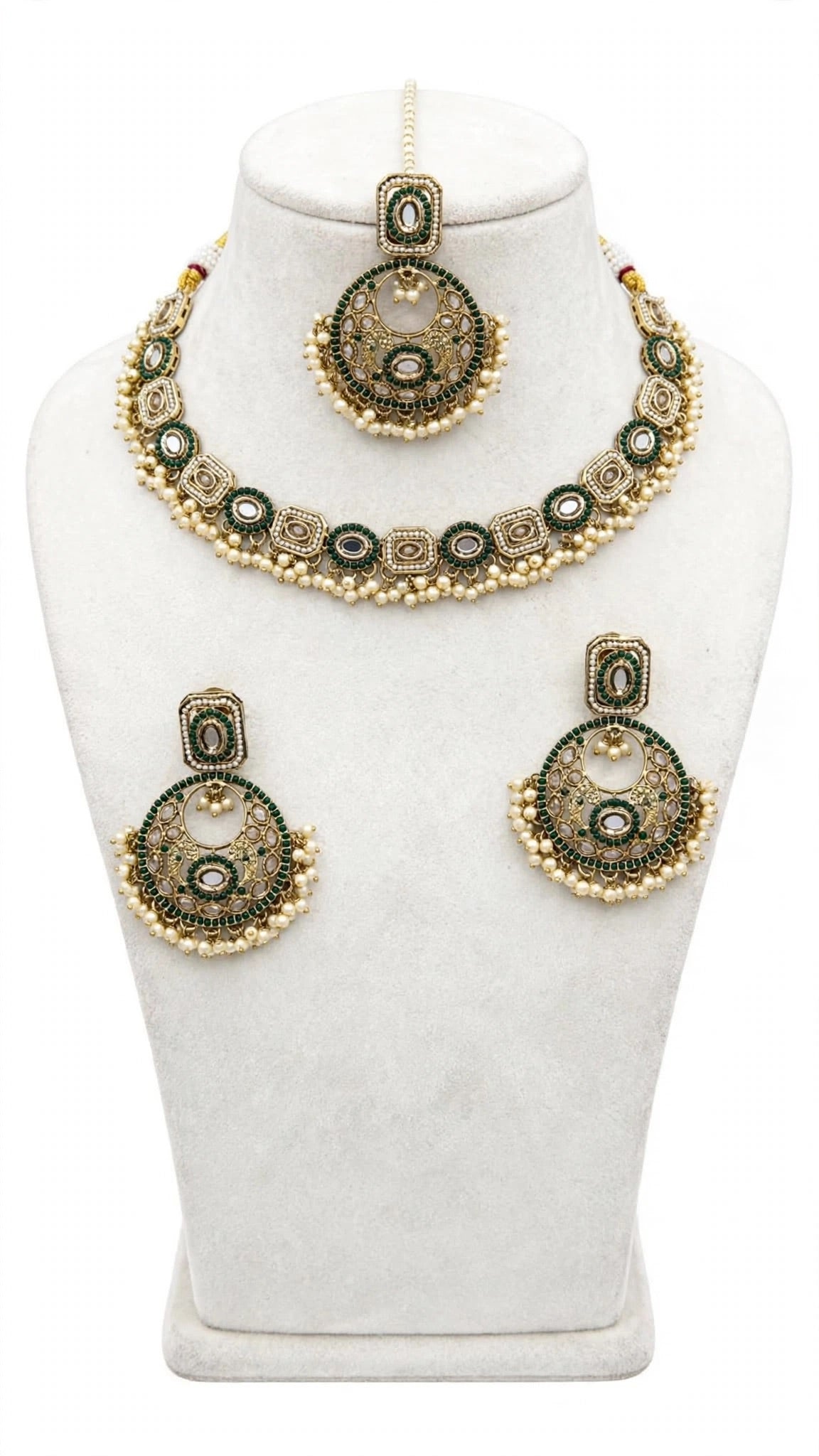 Necklace set with earrings and tikka - A2
