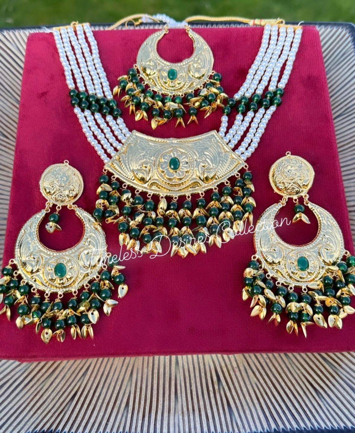 Green traditional jewellery- Code T10