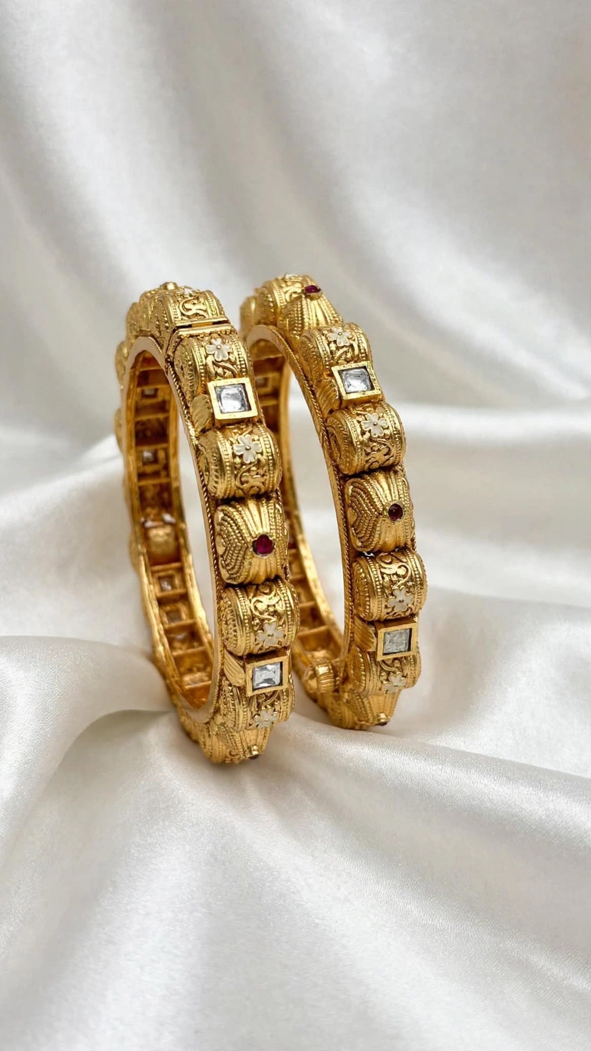 Openable Gold Kade bangles - free size