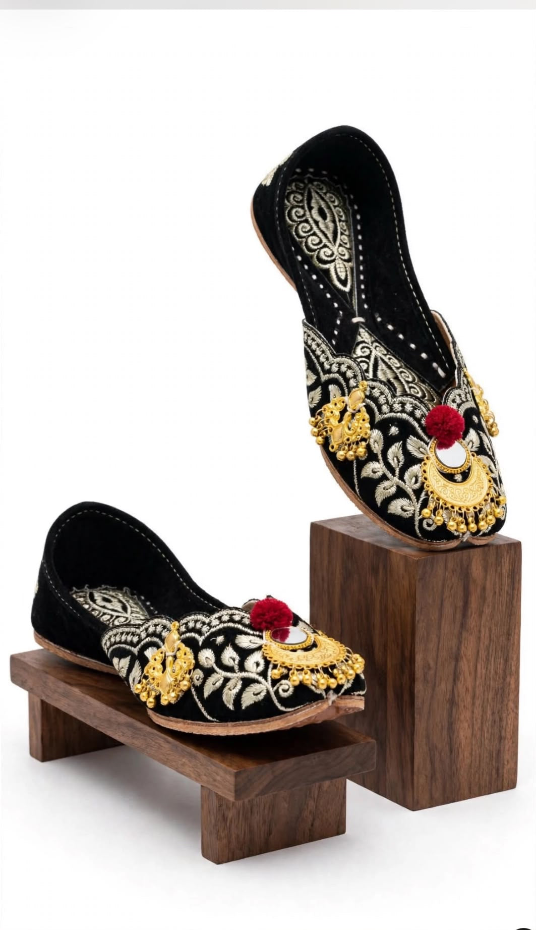 Punjabi Jutti (SIZE 36)