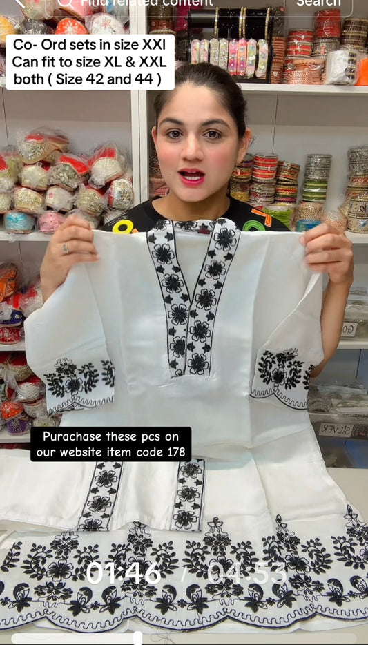 Co-ord set 178 ( colour white ) size XXL can fit to 42-44 ( for Xl and XXL both )