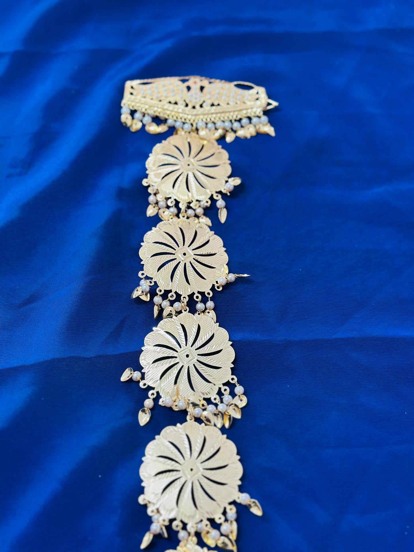 Patra Gutt/Choti, Colour: Golden, (Code:011)