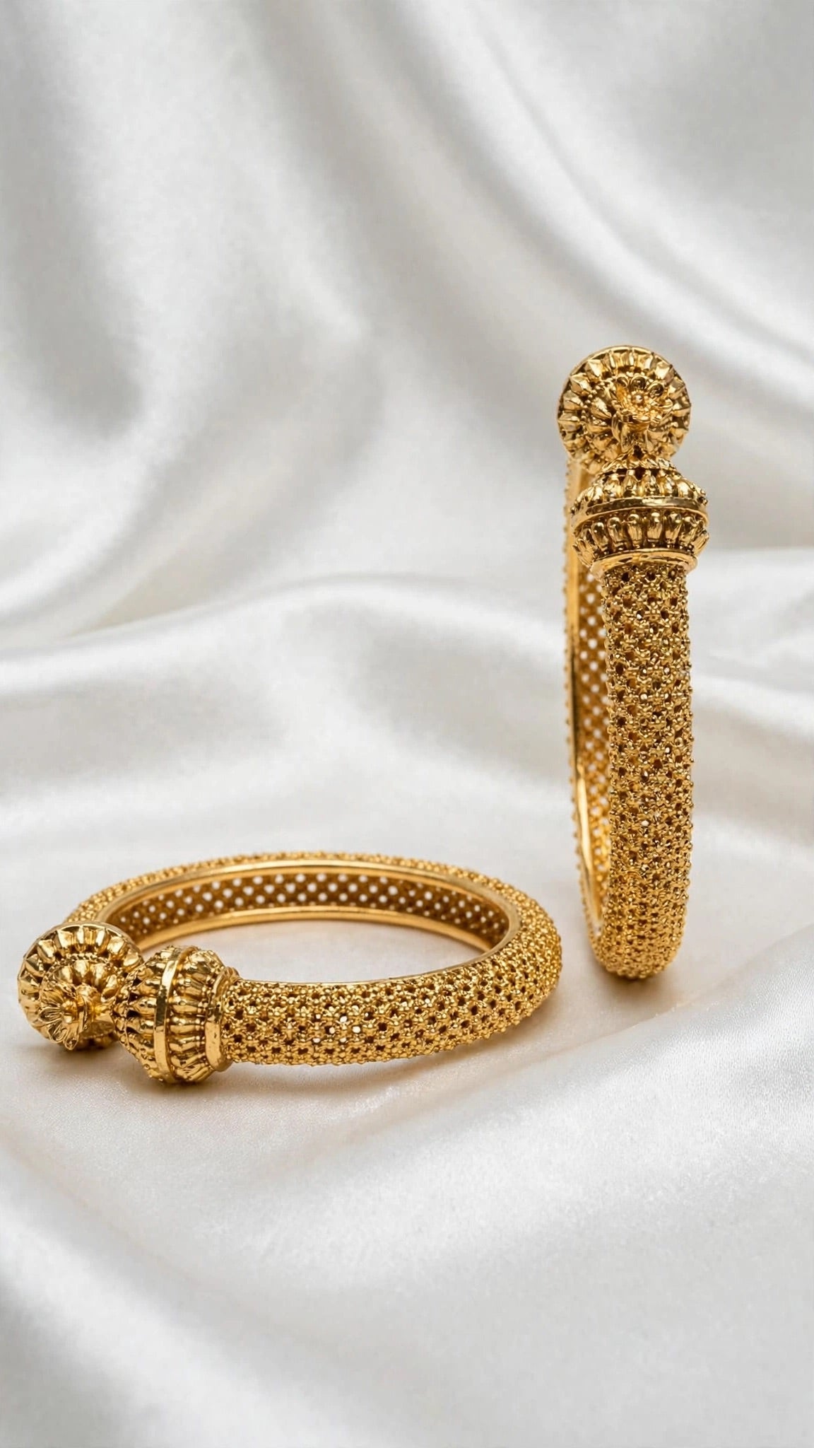 Openable Gold Kade bangles - free size