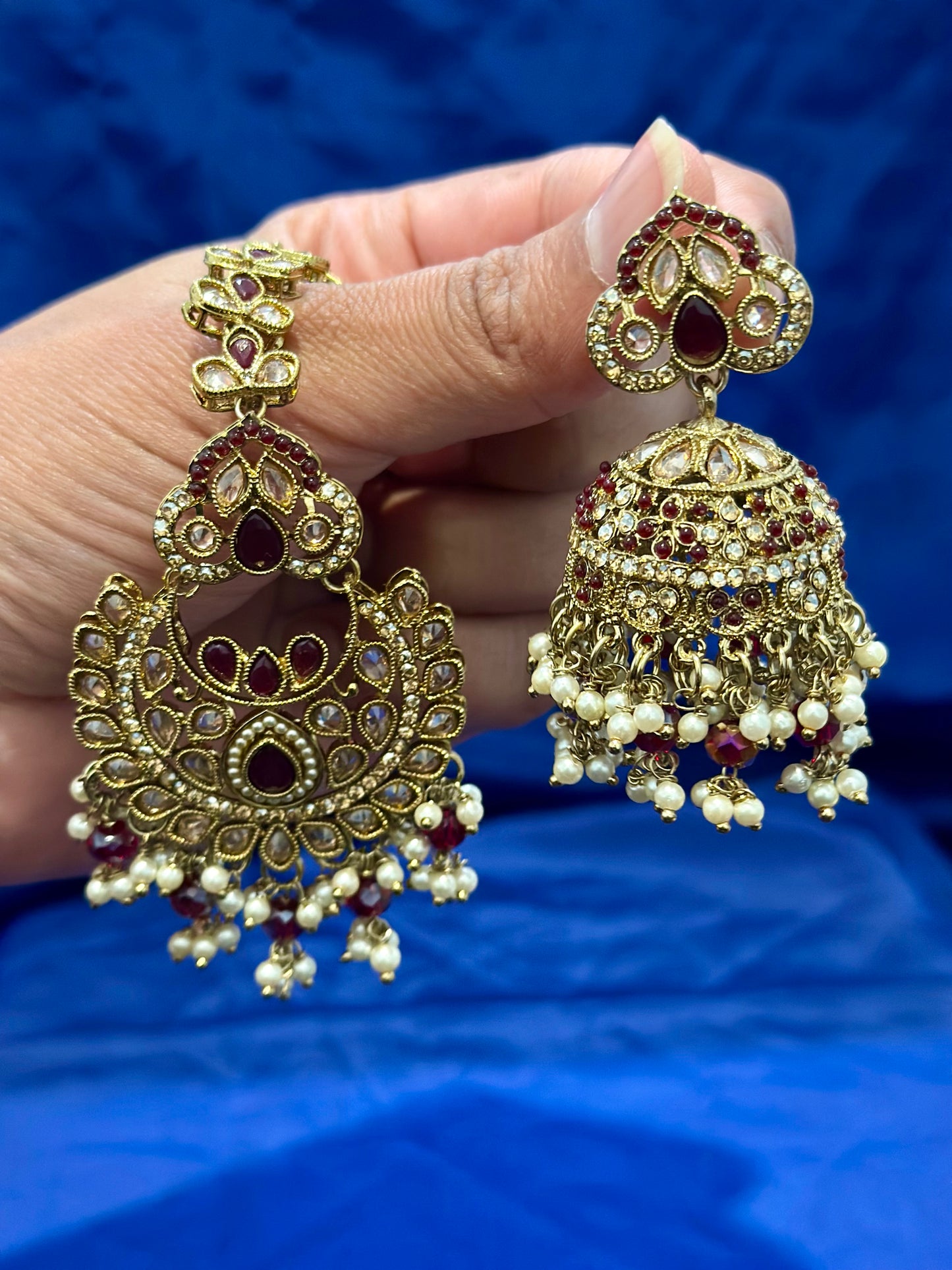Earrings with tikka in polki, Colour: Maroon, Code: 090